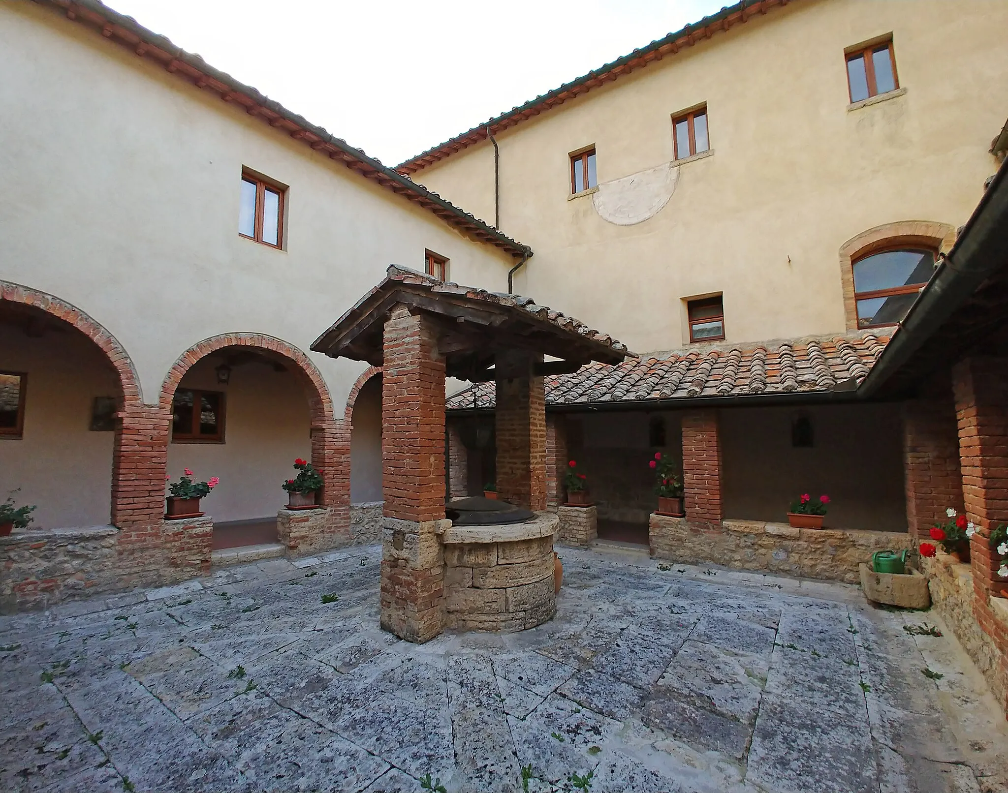 Photo showing: Chiostro.