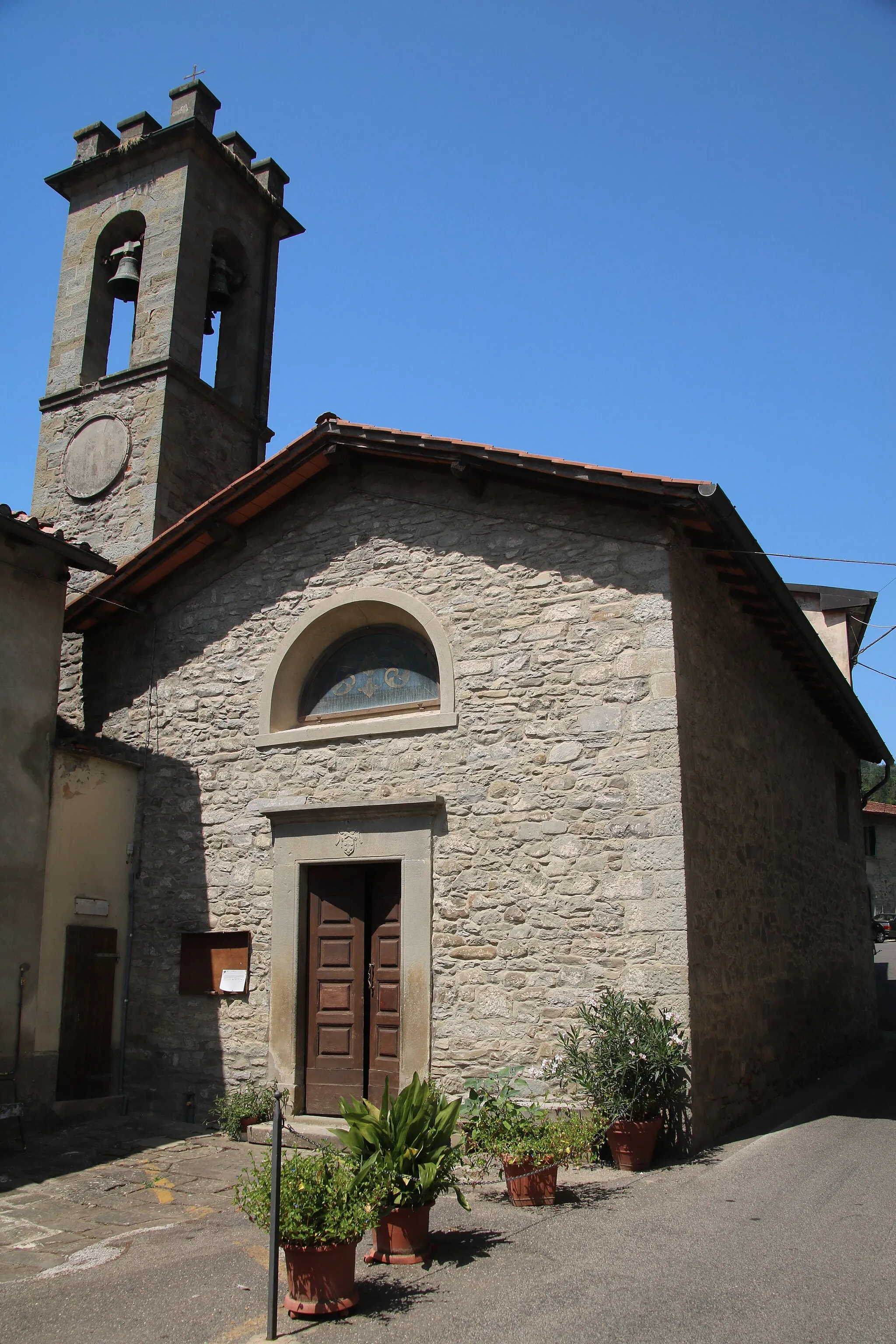 Photo showing: Via Ghibellina, Castel San Niccolò, Rifiglio, chiesa