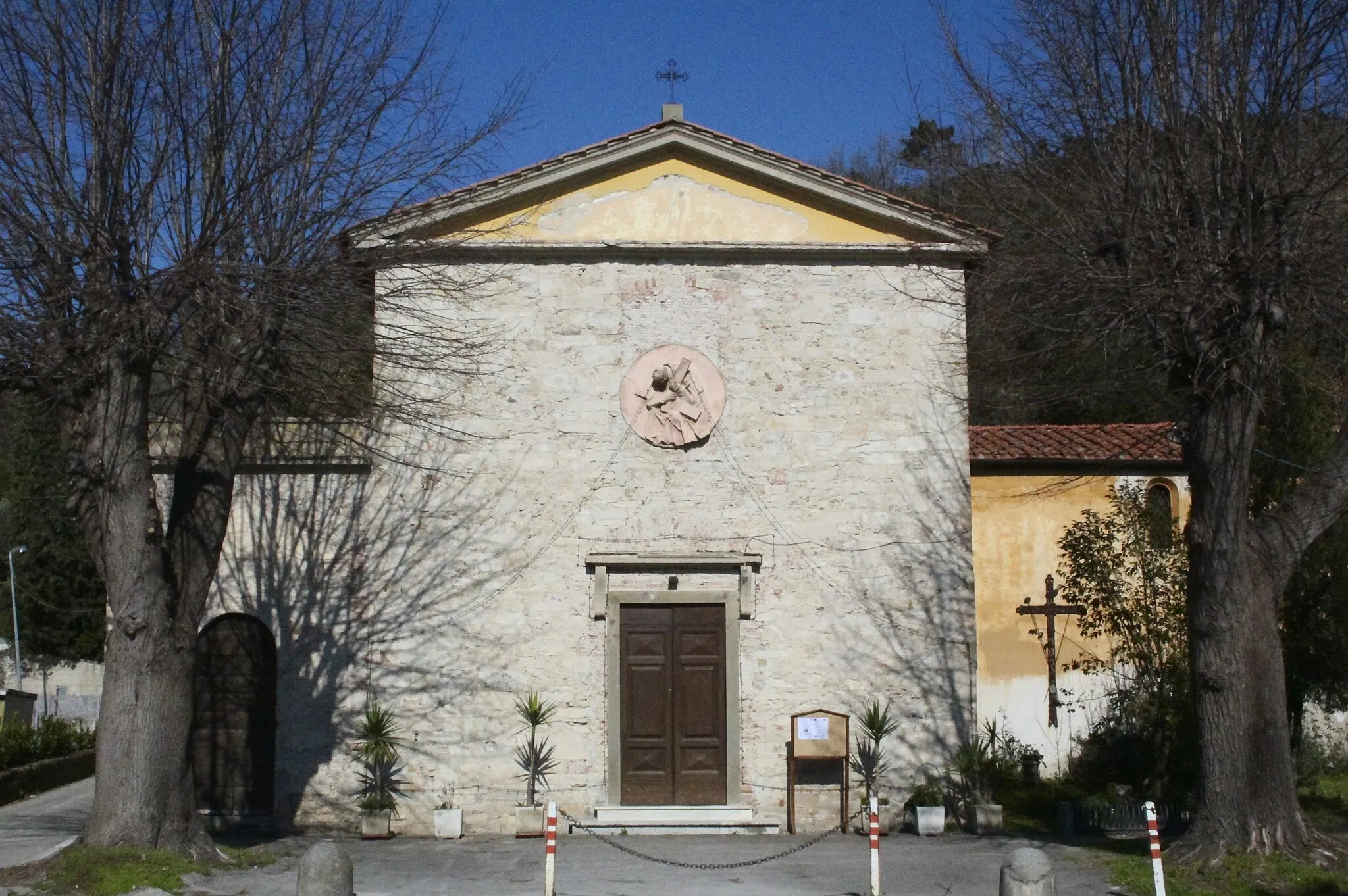 Photo showing: Church Sant’Andrea, in Cucigliana, hamlet of Vicopisano, Province of Pisa, Tuscany, Italy.