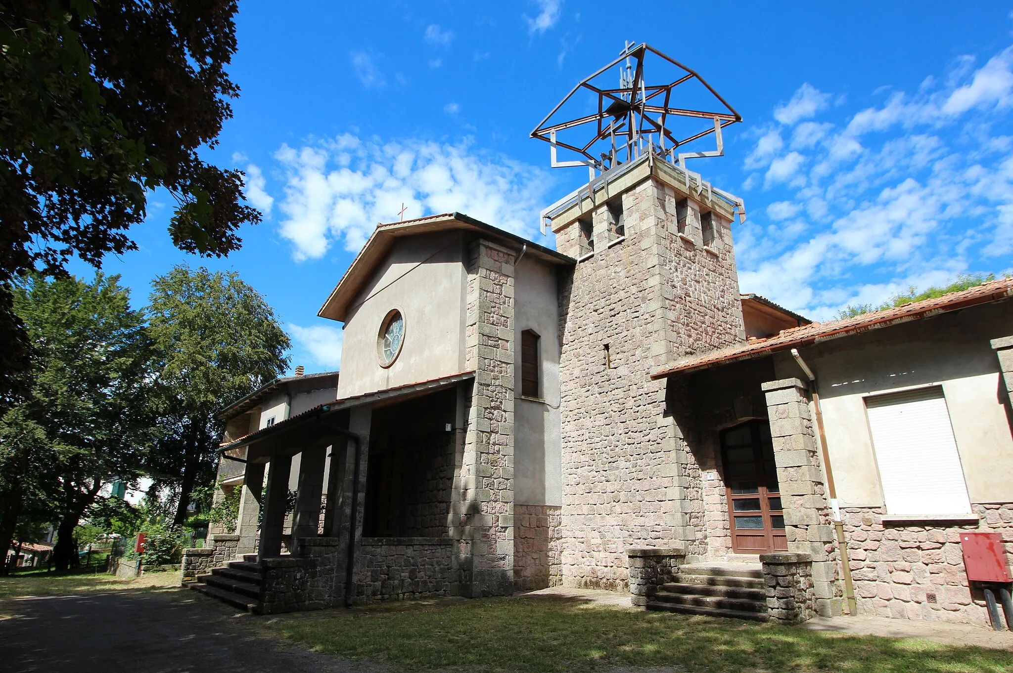 Photo showing: Church Nostra Signora del Sacro Cuore, Bagnore, Santa Fiora, Province of Grosseto, Tuscany, Italy