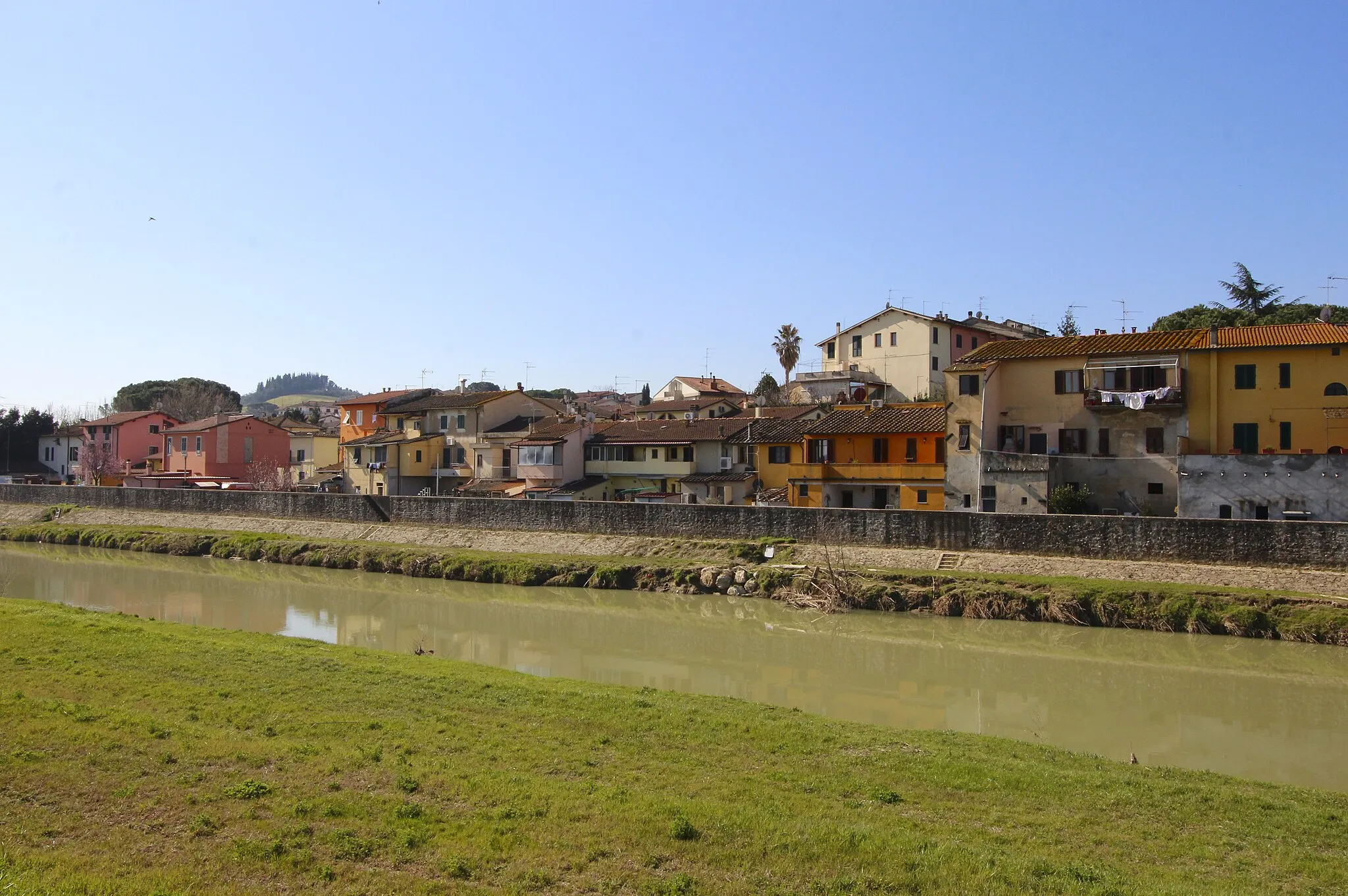 Photo showing: Panorama of Ponte a Elsa, hamlet of San Miniato and Empoli, Tuscany, Italy