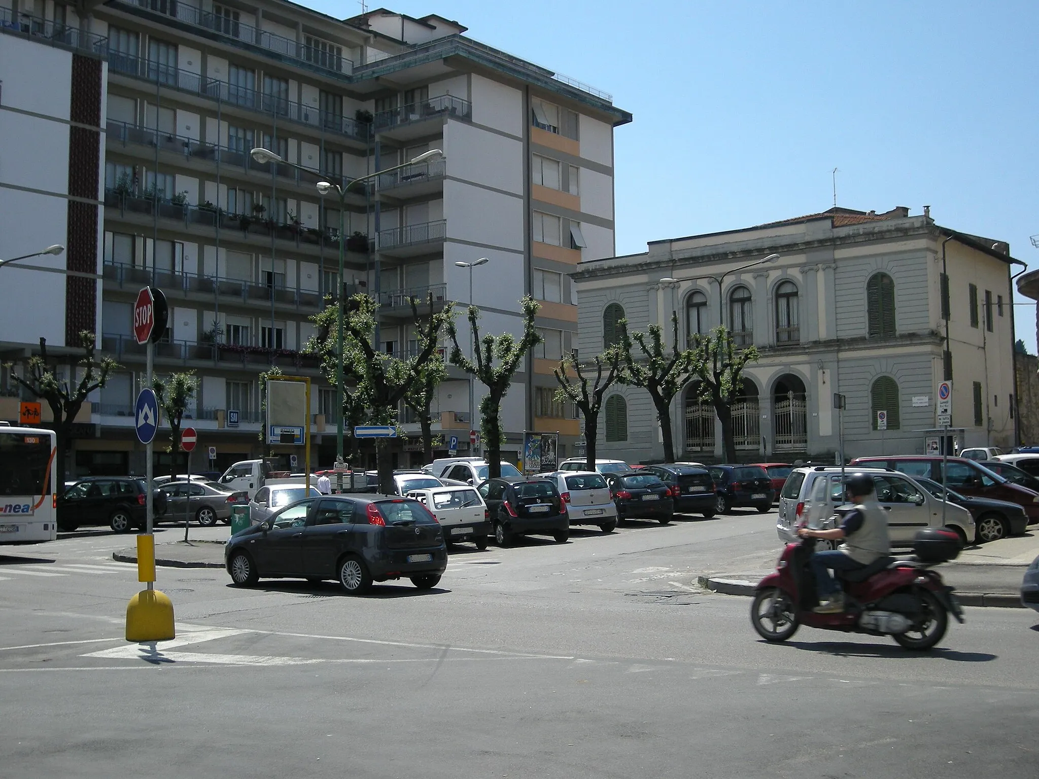 Photo showing: Piazza Cavallotti a Signa (FI).