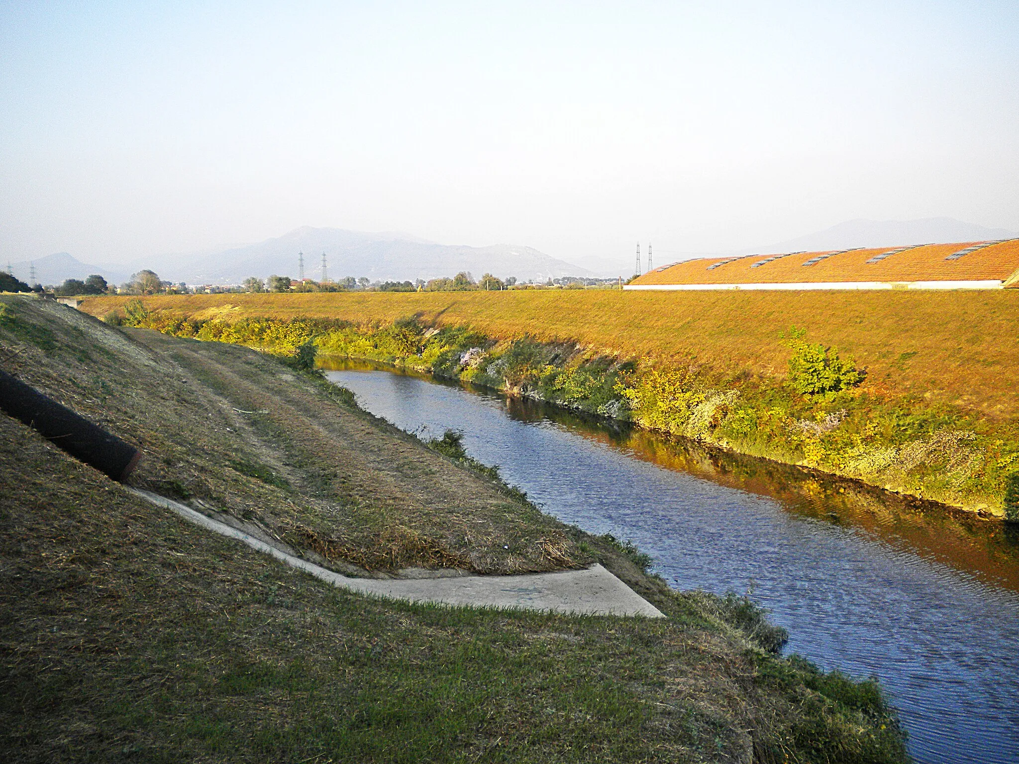 Photo showing: Ombrone river beetween Poggio and Sant' Angelo a lecore