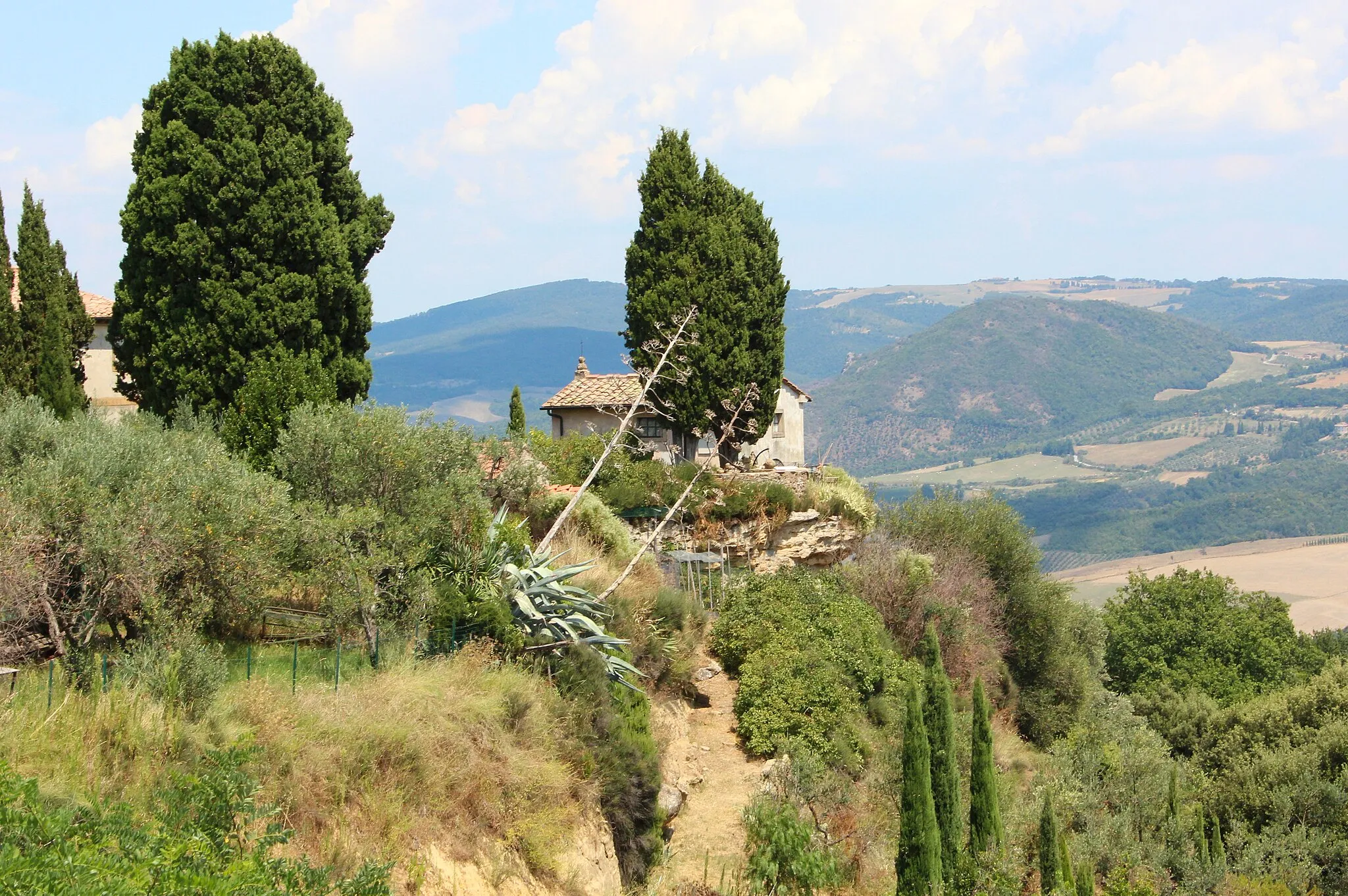 Photo showing: Church/Oratory Sante Attinia e Greciniana, also called Oratorio del Pianuccio, Montebradoni, village in the territory of Volterra, Province of Pisa, Tuscany, Italy