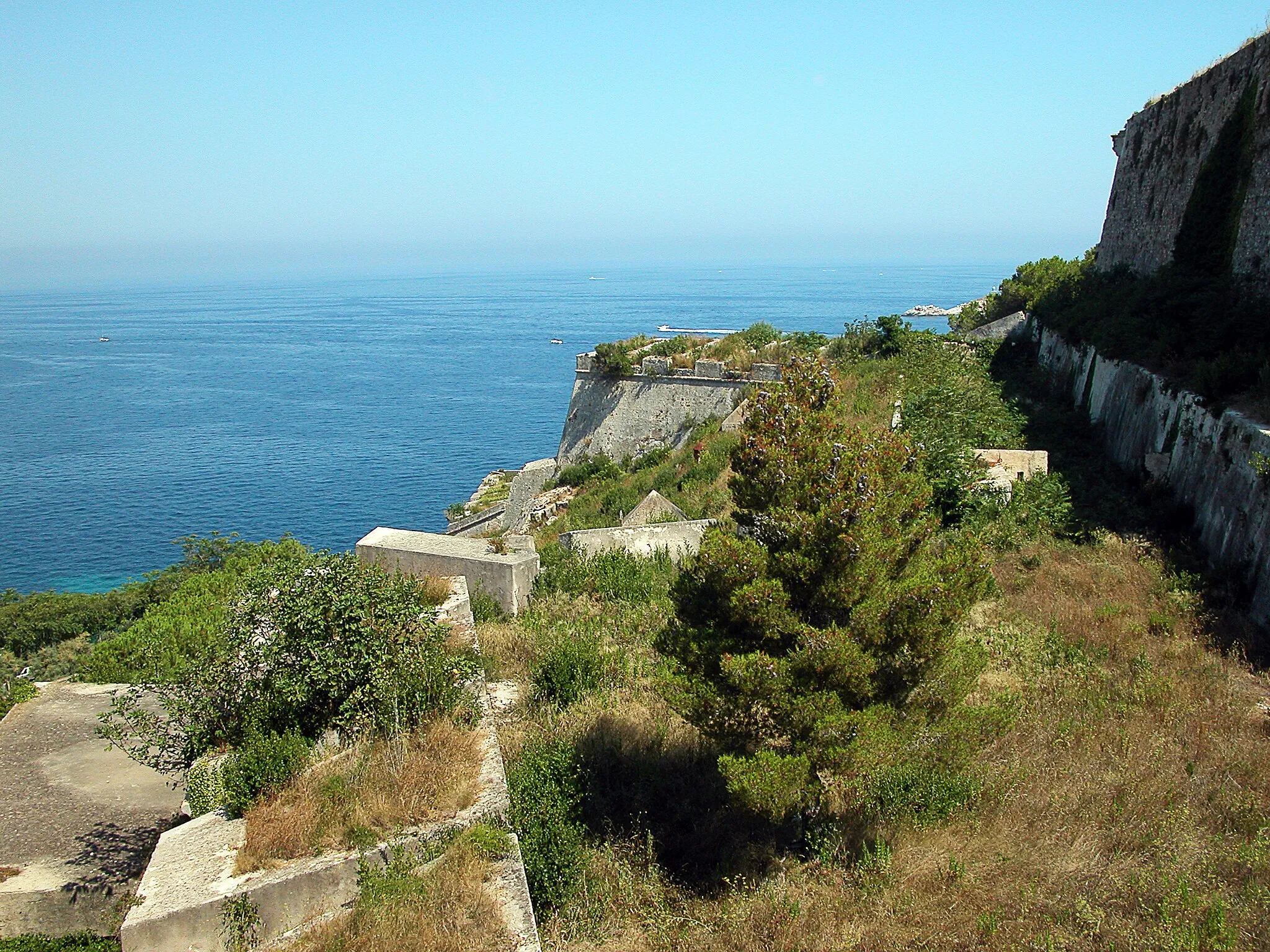 Photo showing: View from the Medicis fortifications at Portoferraio