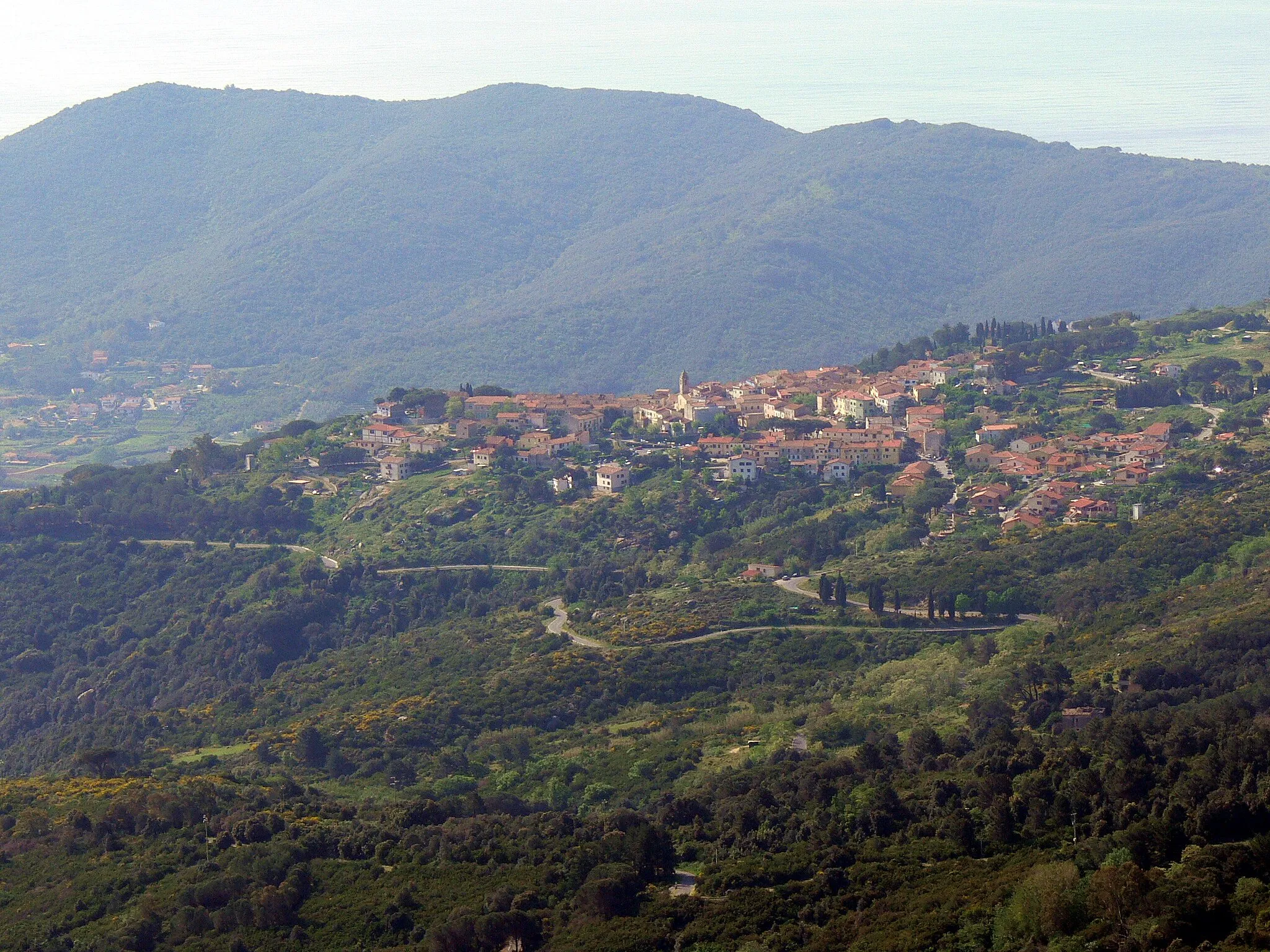 Photo showing: San Piero in Campo ( Elba ). View from the Monte Perone.