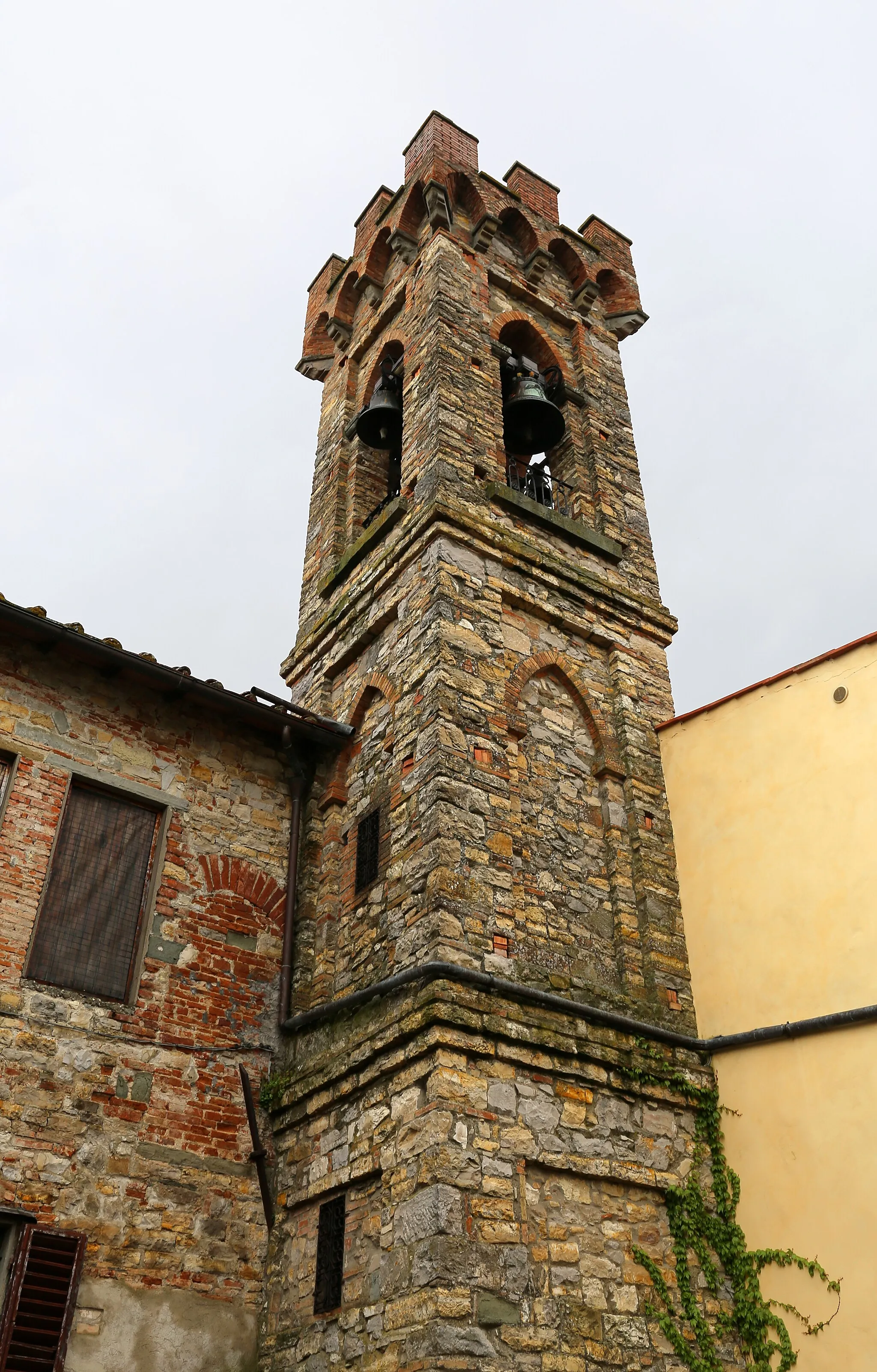 Photo showing: San Michele a Volognano