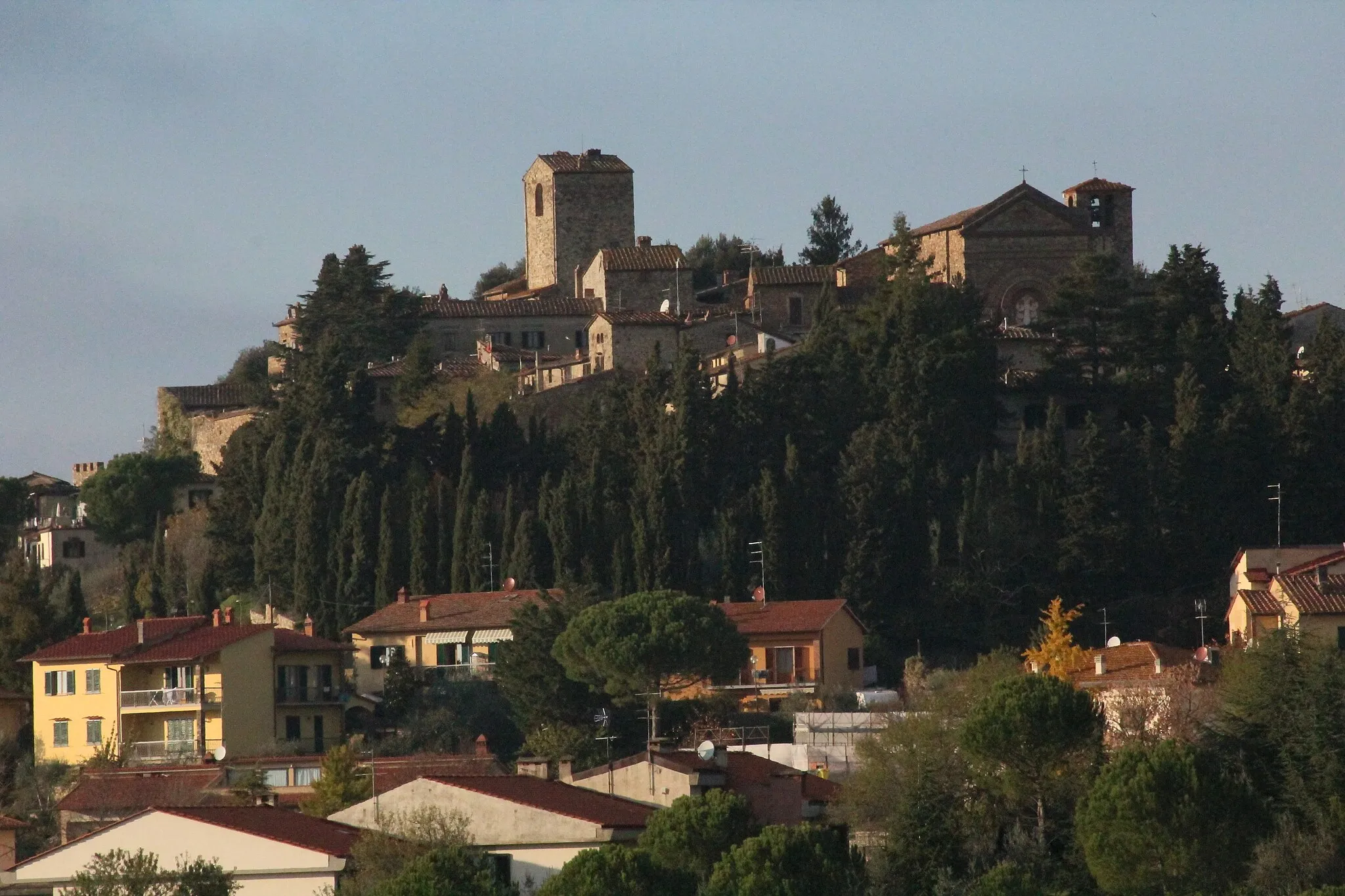 Photo showing: Panorama of Panzano in Chianti, hamlet of Greve in Chianti, Province of Florence, Tuscany, Italy