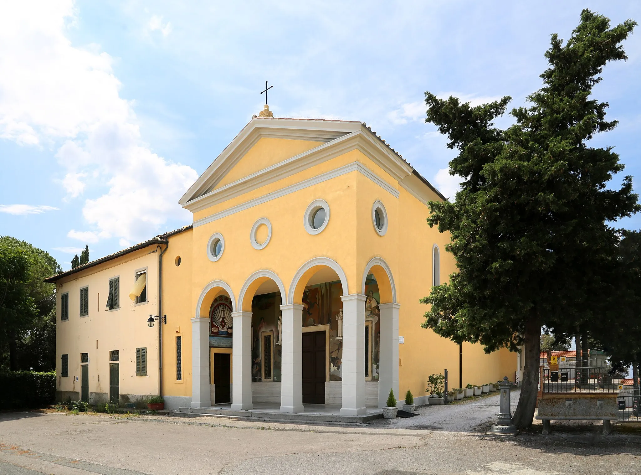 Photo showing: Sant'Antonio a Collemezzano (Cecina)