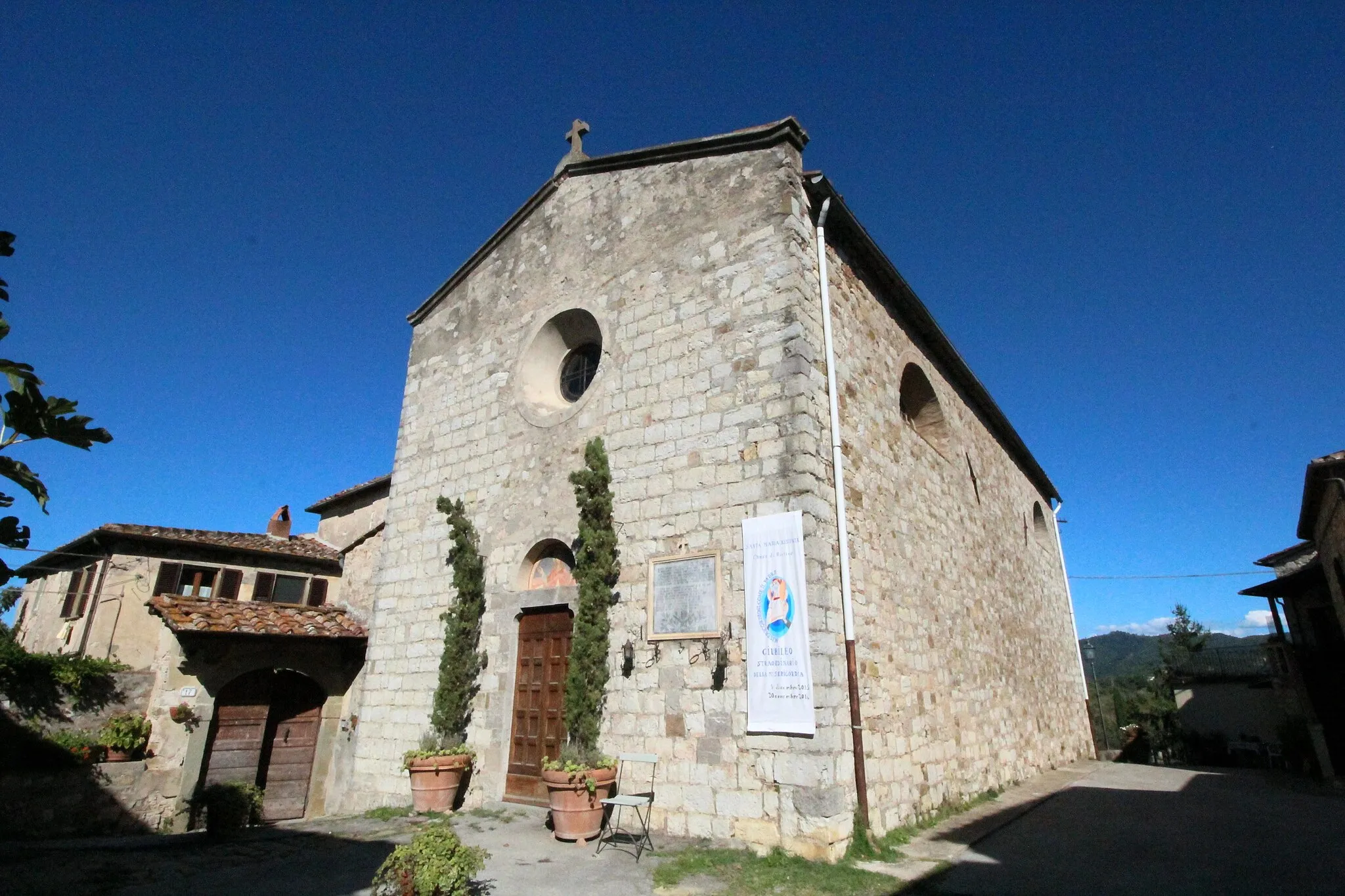 Photo showing: Church Santa Maria, Rietine, hamlet of Gaiole in Chianti, Province of Siena, Tuscany, Italy
