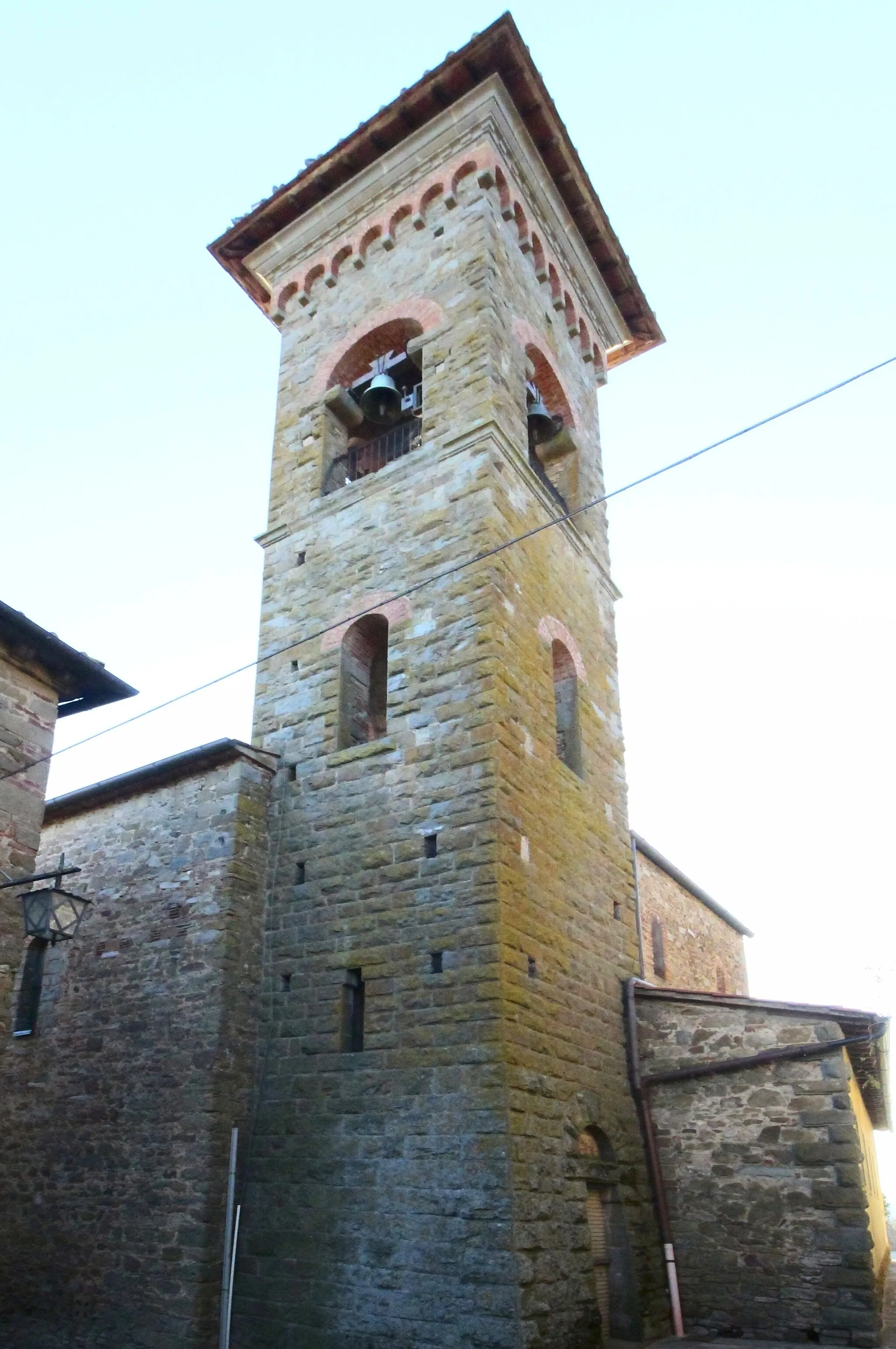 Photo showing: Church Sant'Andrea, Oliveto, hamlet of Civitella in Val di Chiana, Province of Arezzo, Tuscany, Italy