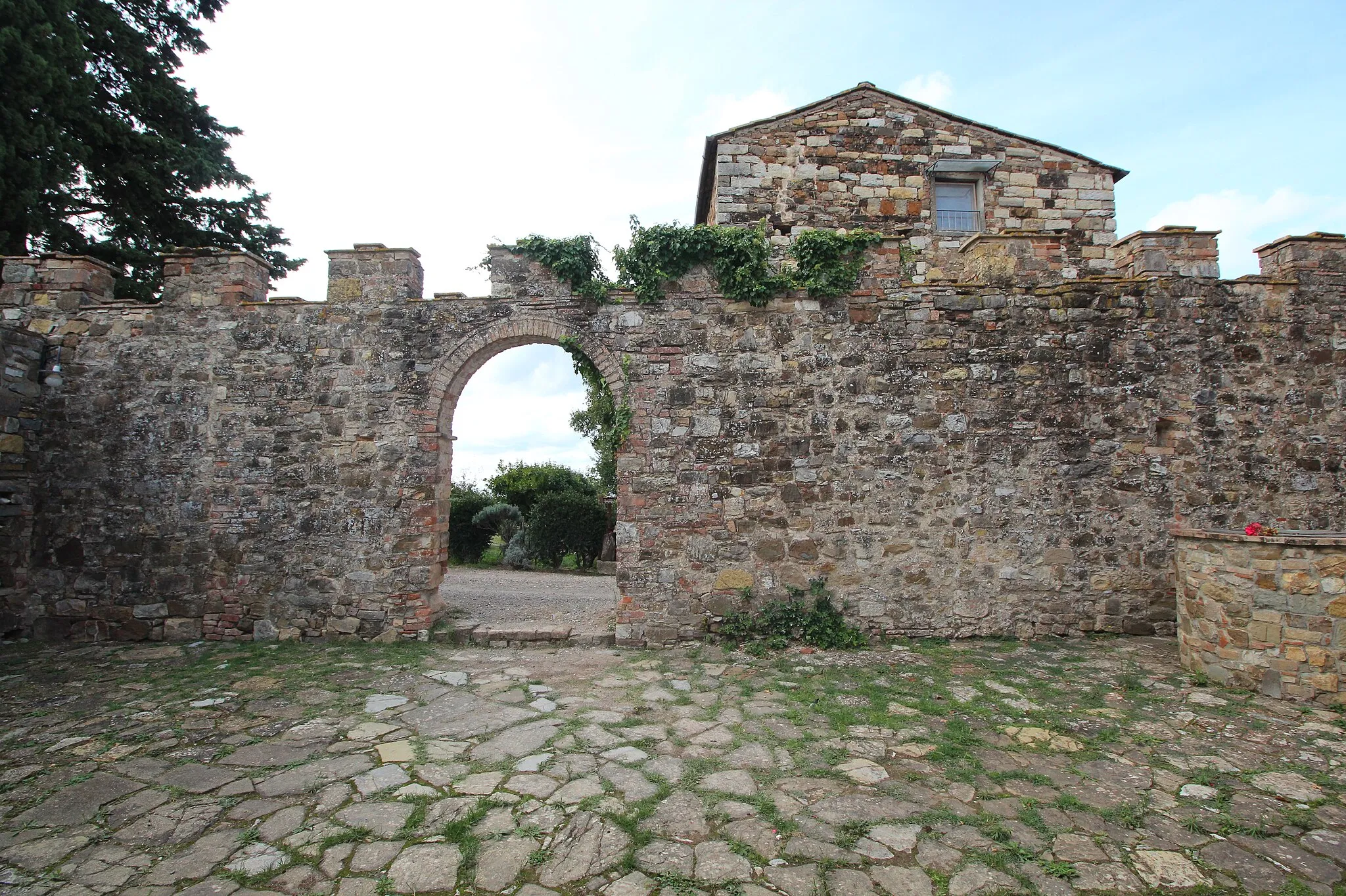 Photo showing: castle Castello di Poggio al Vento, Poggio al Vento, village near Badia a Passignano, municipality of Barberino Tavarnelle, Tuscany, Italy