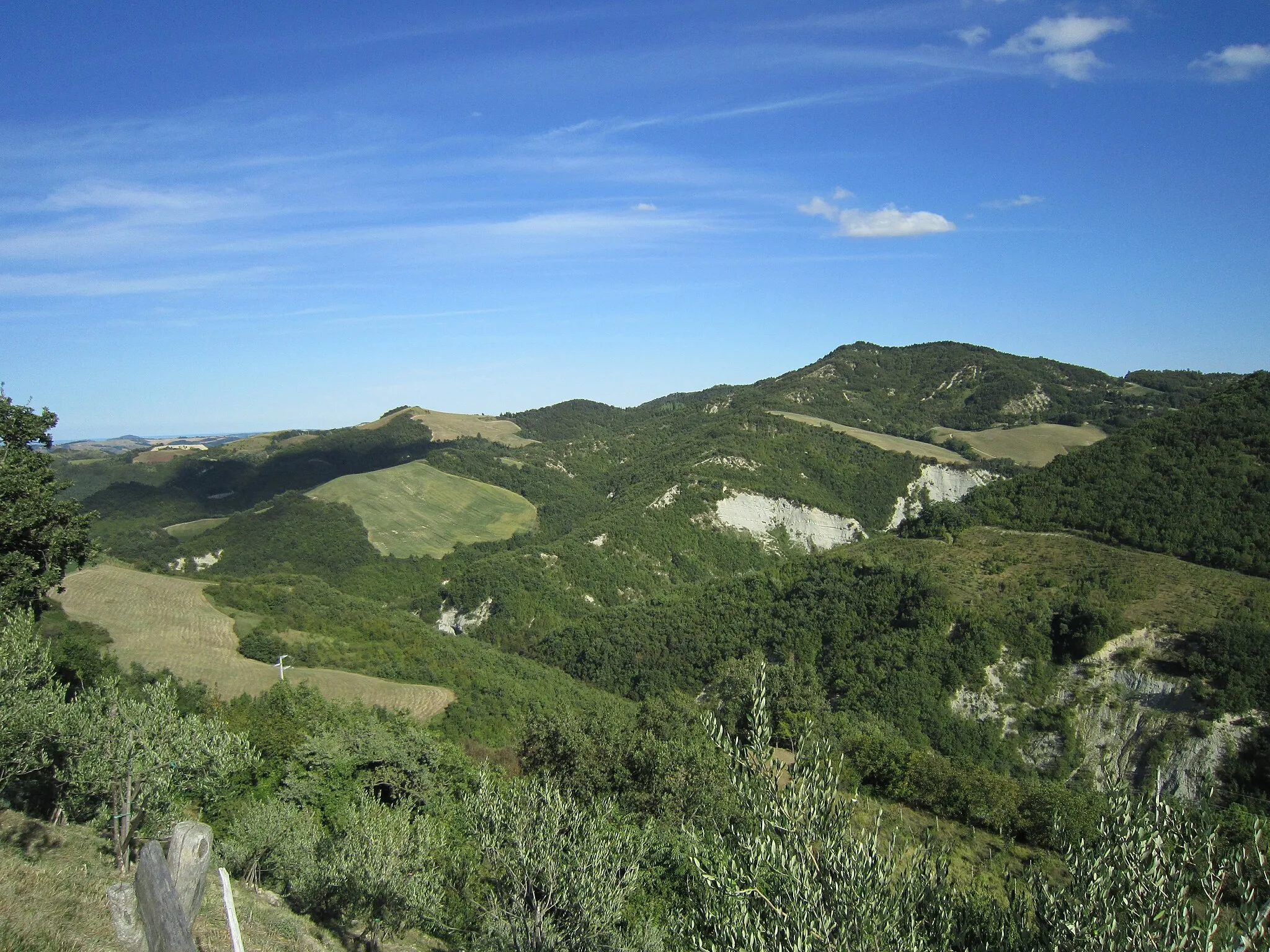 Photo showing: Panorama da Calboli sull'Appennino forlivese
