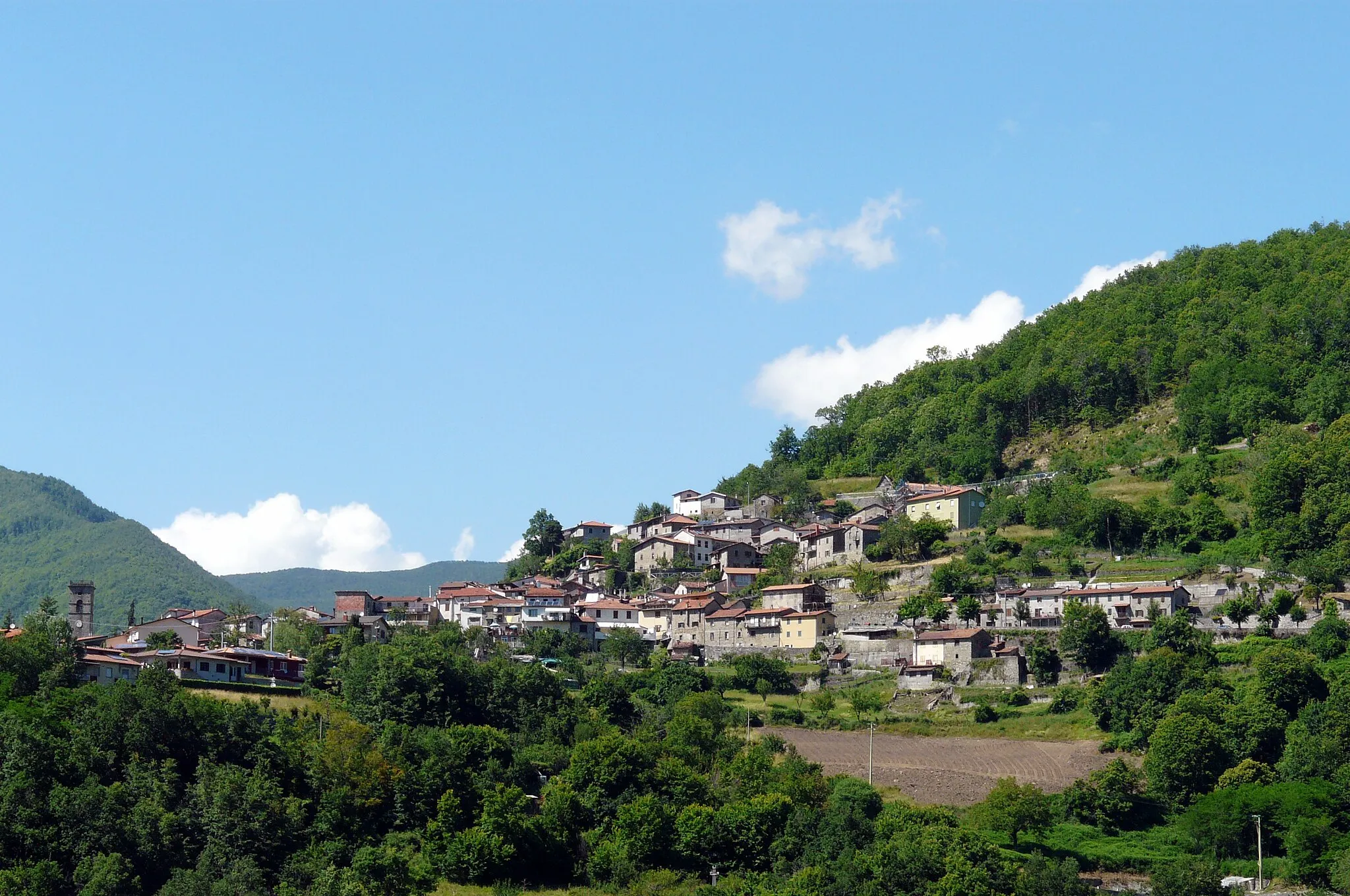 Photo showing: Panorama di Sillano, Toscana, Italia