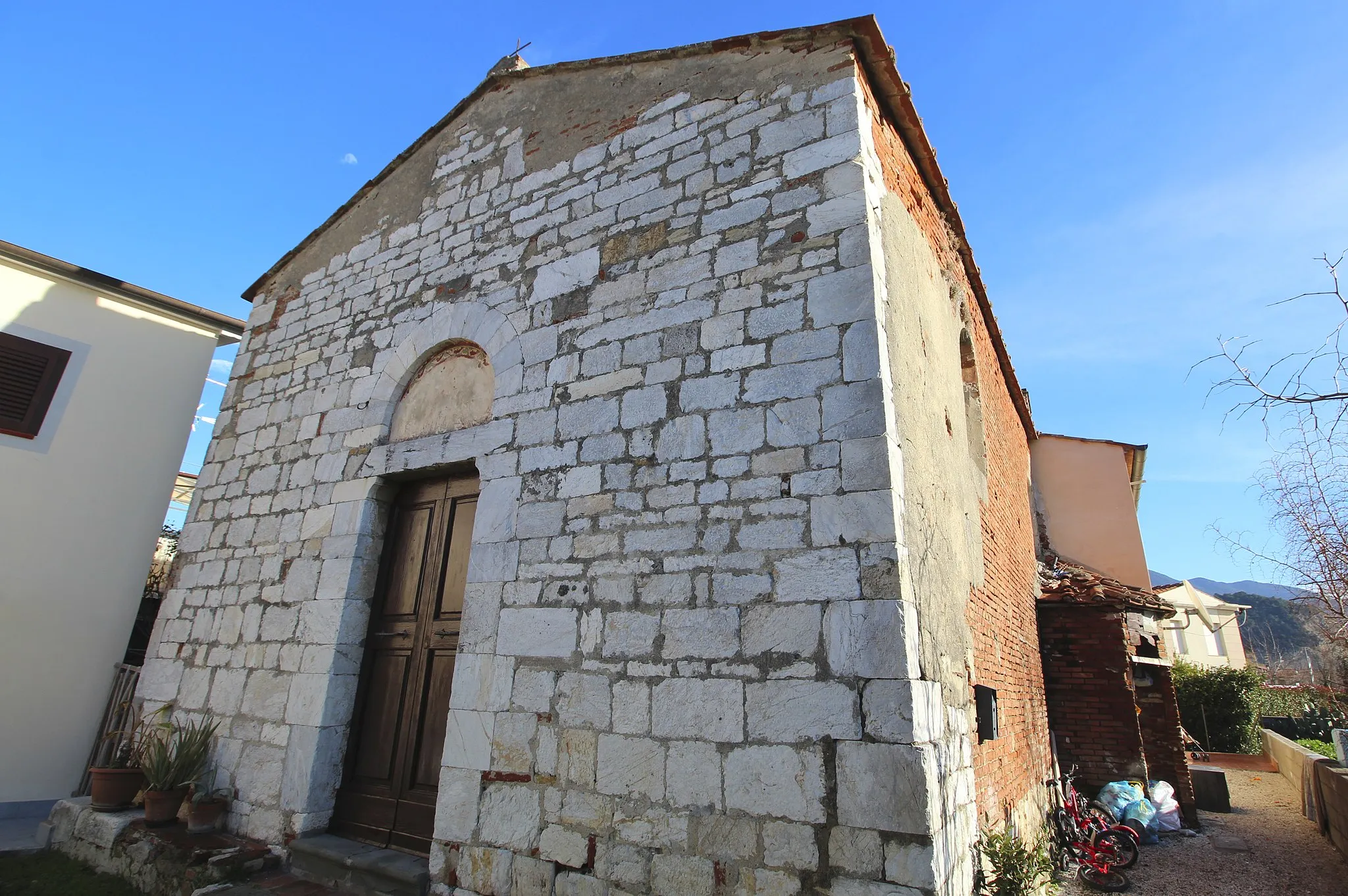 Photo showing: Church San Cristoforo a Bottano, Gello, hamlet of San Giuliano Terme, Province of Pisa, Tuscany, Italy