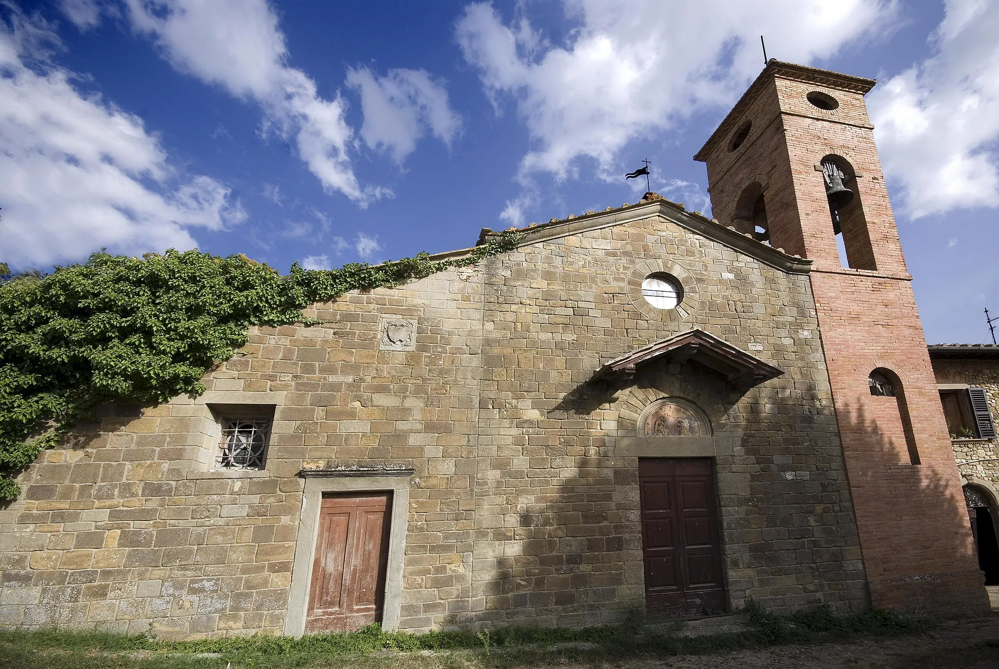 Photo showing: chiesa di san Lorenzo a vigliano