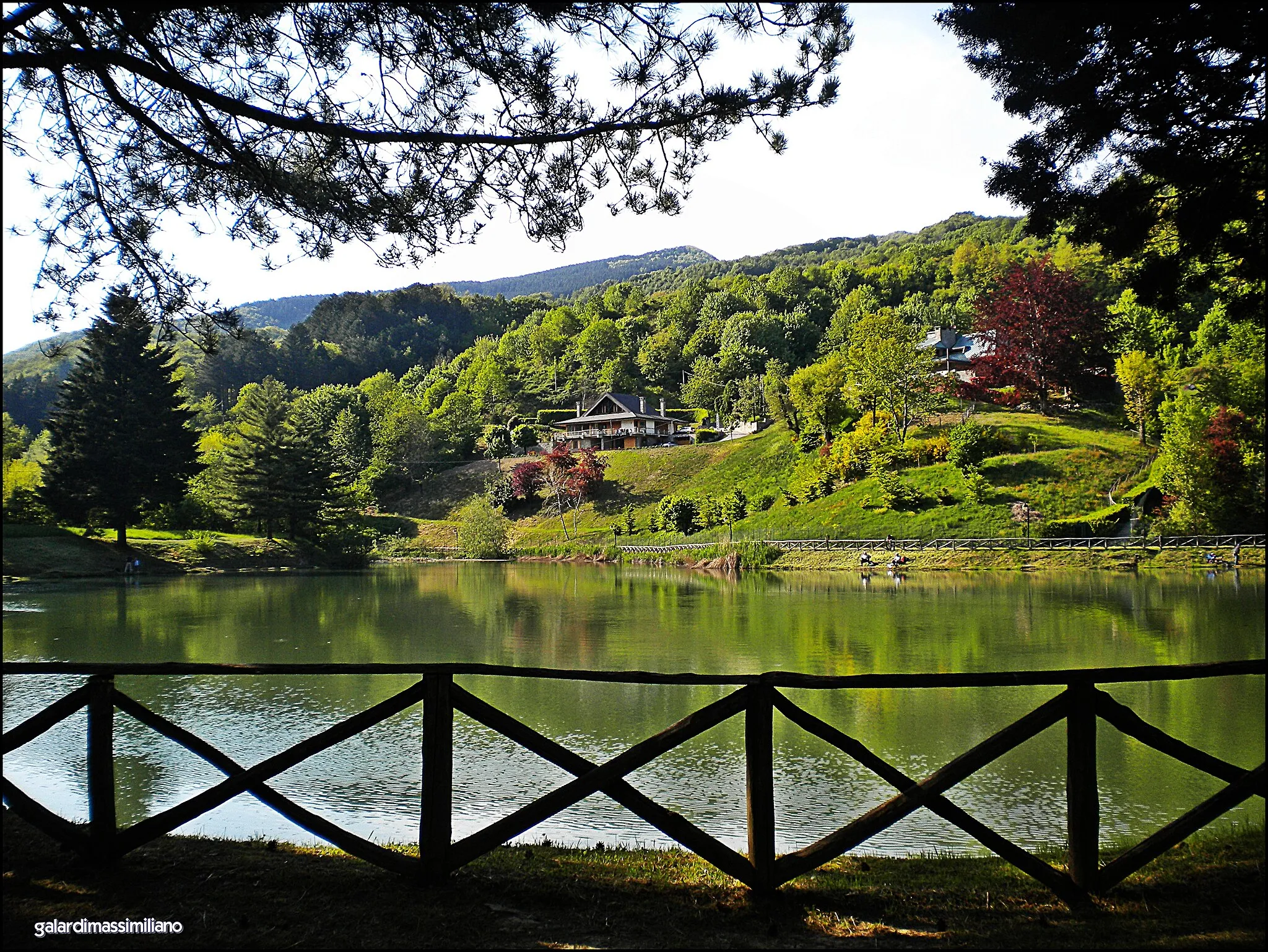 Photo showing: THE FIORENZO LAKE IS LOCATED IN MONTEPIANO
