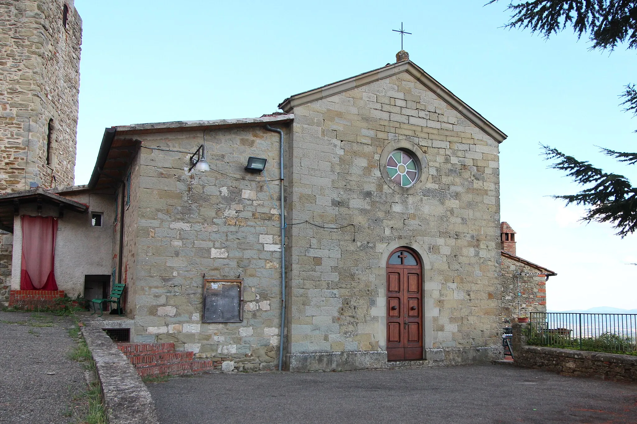 Photo showing: Church Santa Maria, Bibbiano, hamlet of Capolona, Province of Arezzo, Tuscany, Italy