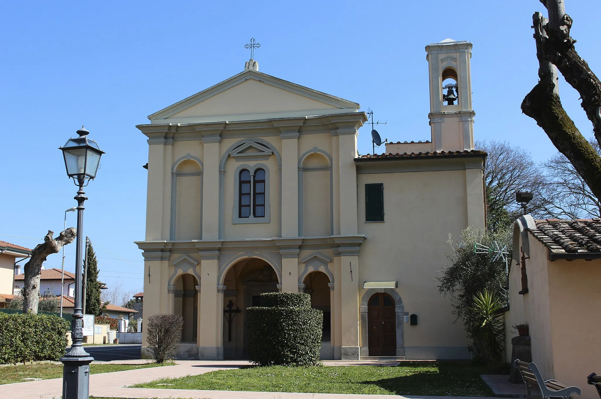 Photo showing: Church Madonna del Bosco, Santa Colomba, hamlet of Bientina, Province of Pisa, Tuscany, Italy