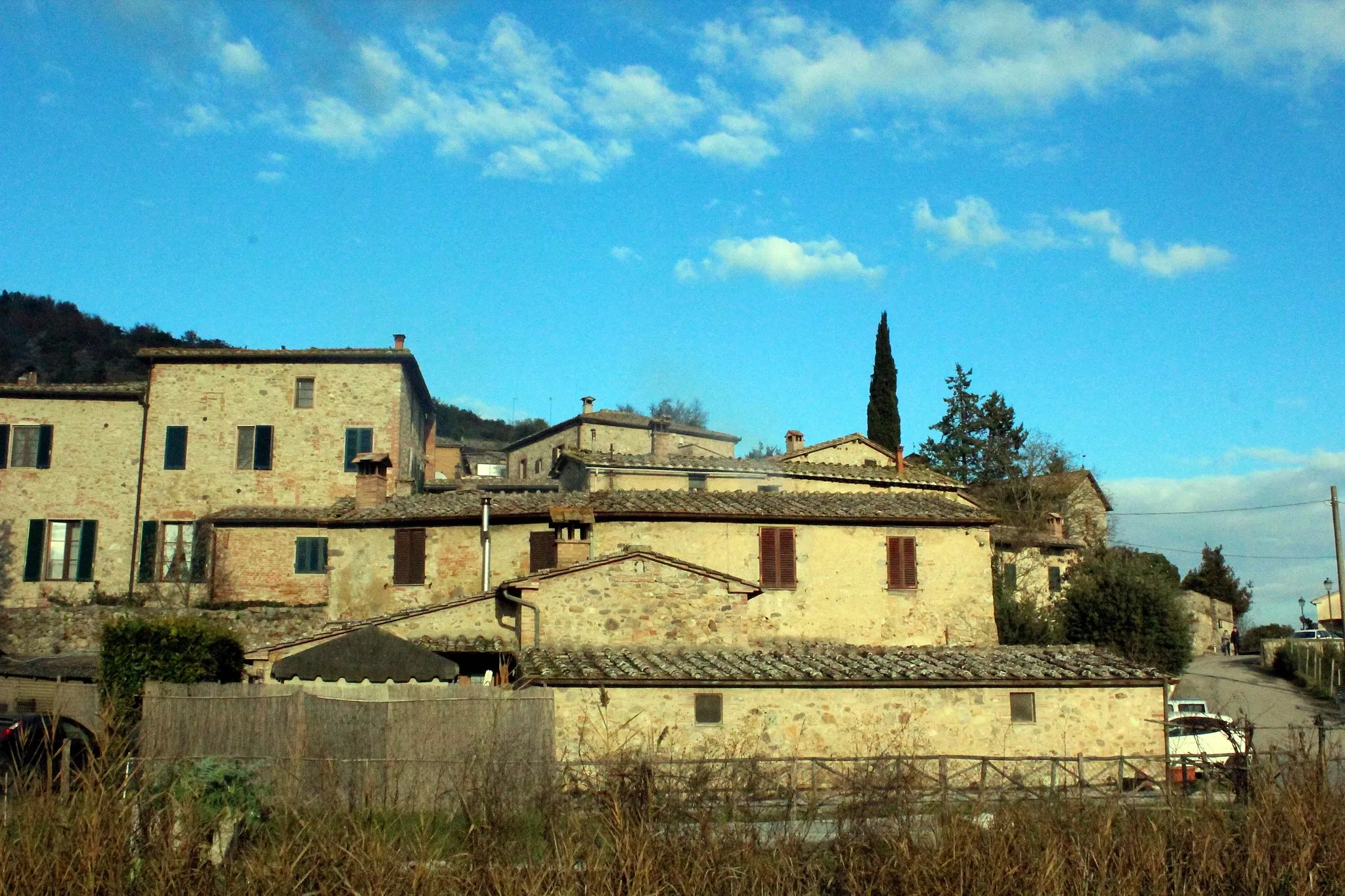 Photo showing: Panorama of Brenna, hamlet of Sovicille, Montagnola Senese, Province of Siena, Tuscany, Italy