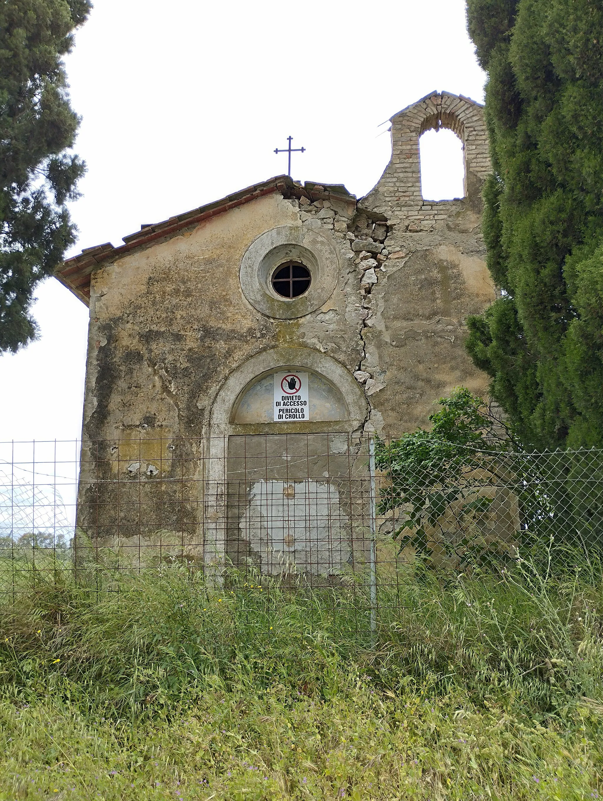 Photo showing: Cappella rurale in rovina a Grosseto