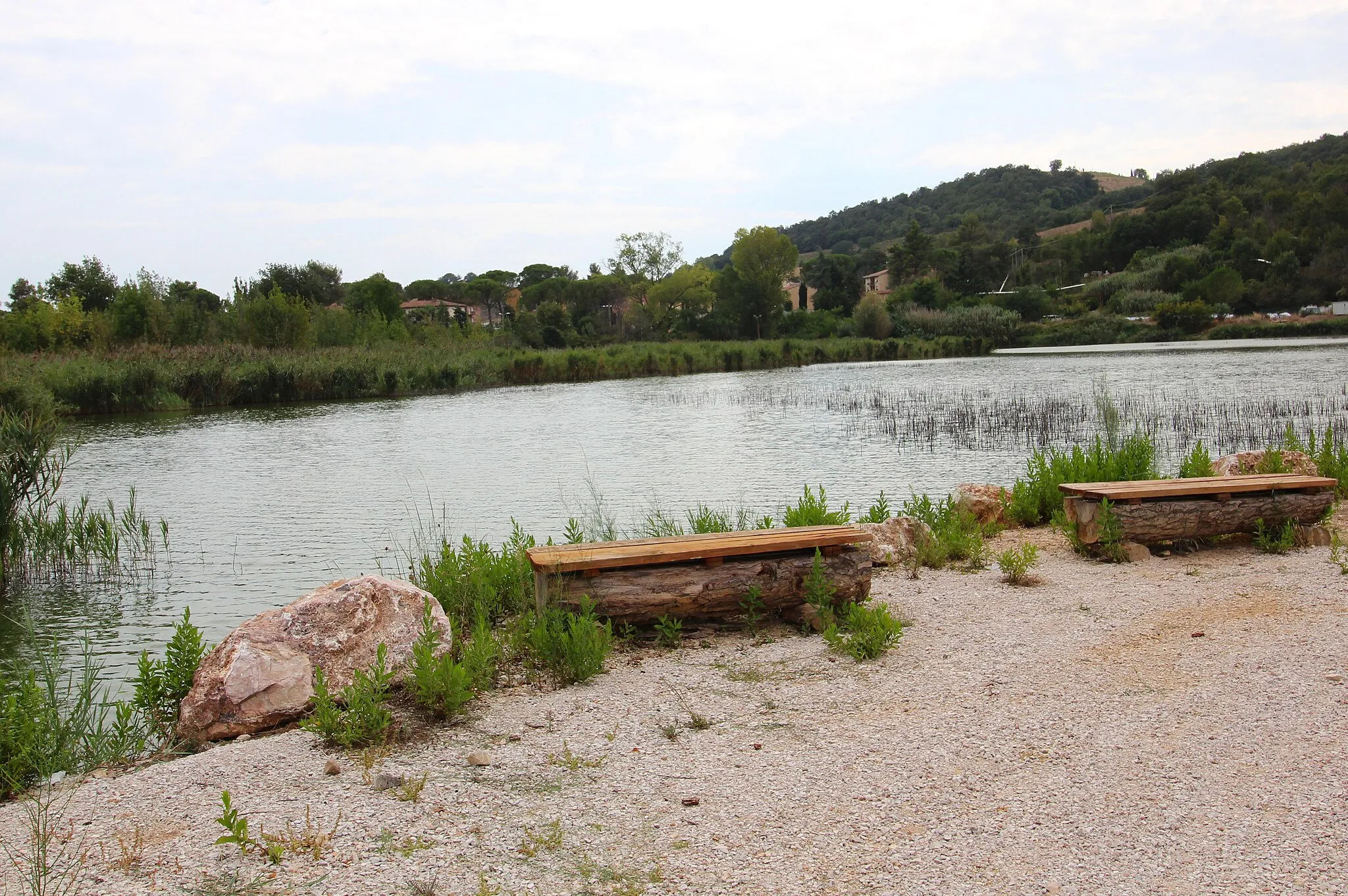 Photo showing: Lake Lago Boracifero, in Lago Boracifero, hamlet of Monterotondo Marittimo, Province of Grosseto, Tuscany, Italy.