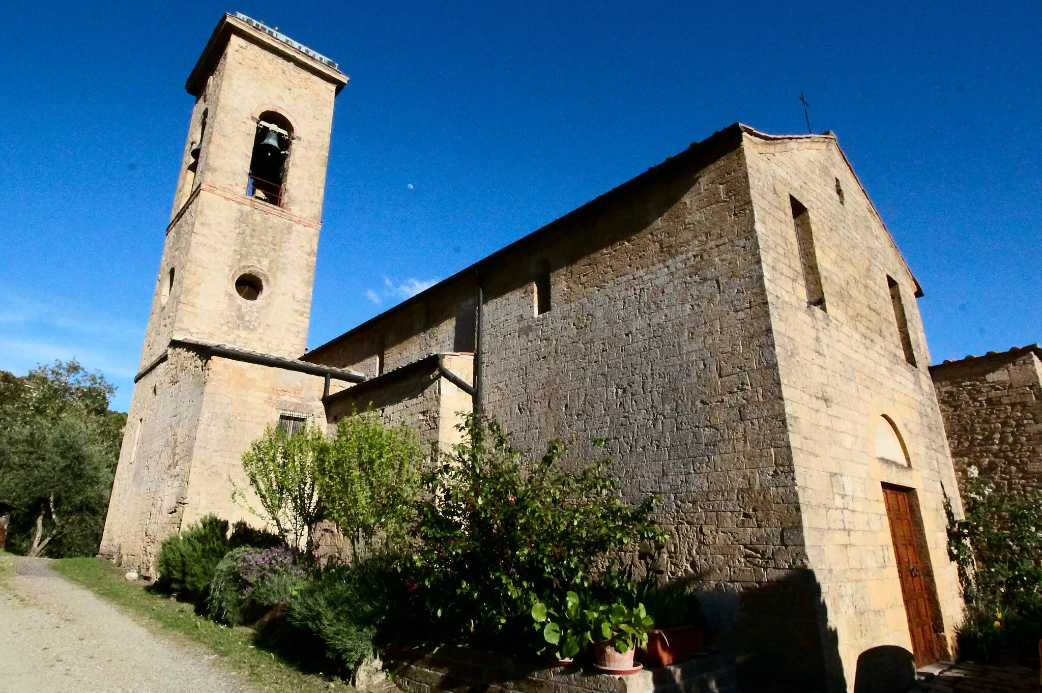 Photo showing: Church San Dalmazio, San Dalmazio, hamlet of Pomarance, Province of Pisa, Tuscany, Italy