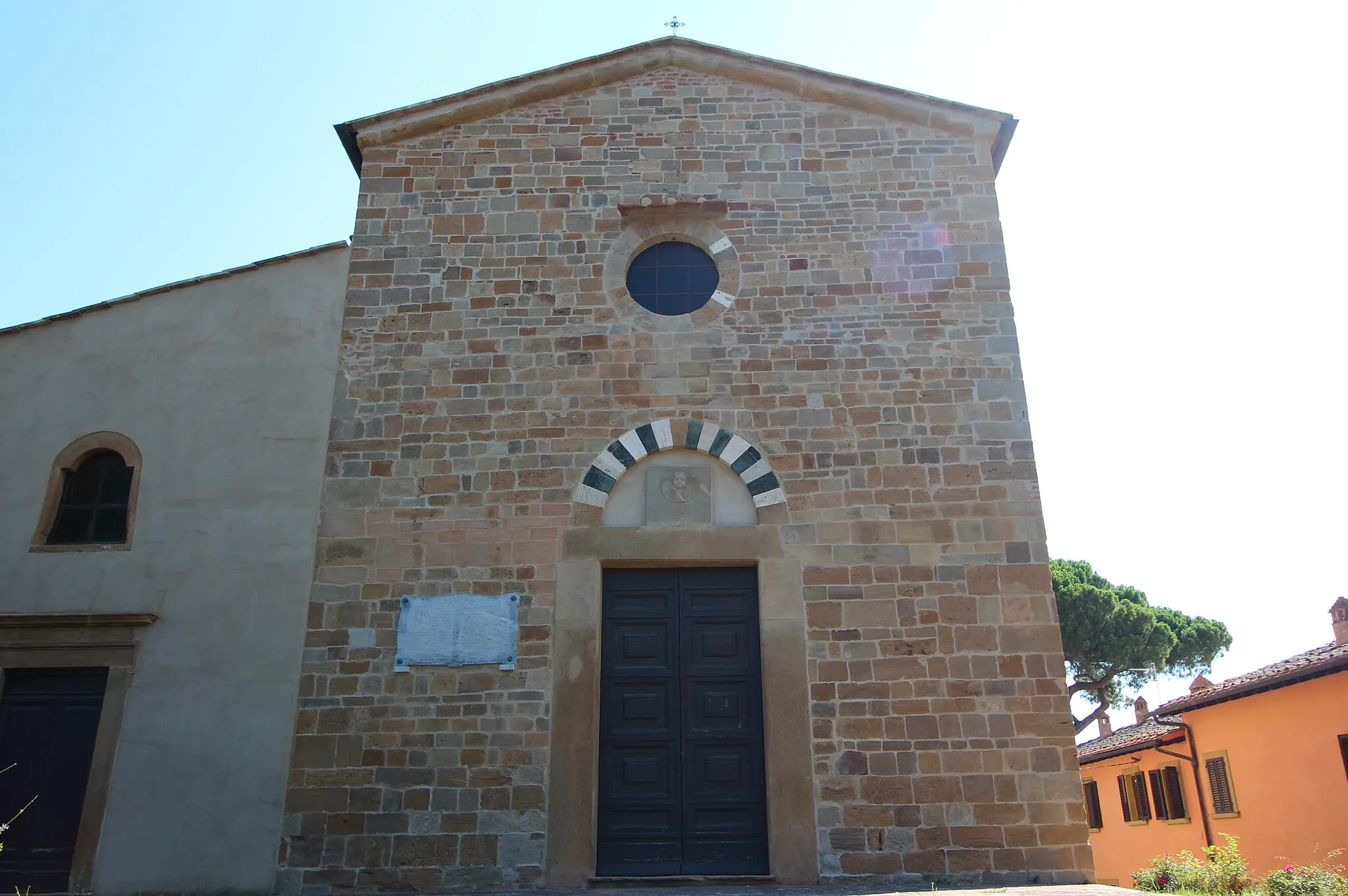 Photo showing: Church San Floriano, Castelfalfi, Montaione, Metropolitan City of Florence, Tuscany, Italy