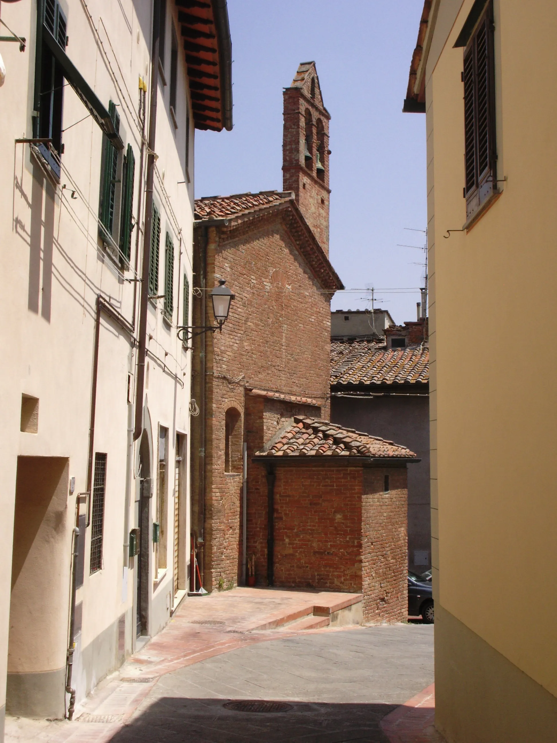 Photo showing: Castelnuovo d'Elsa, comune di Castelfiorentino, una via