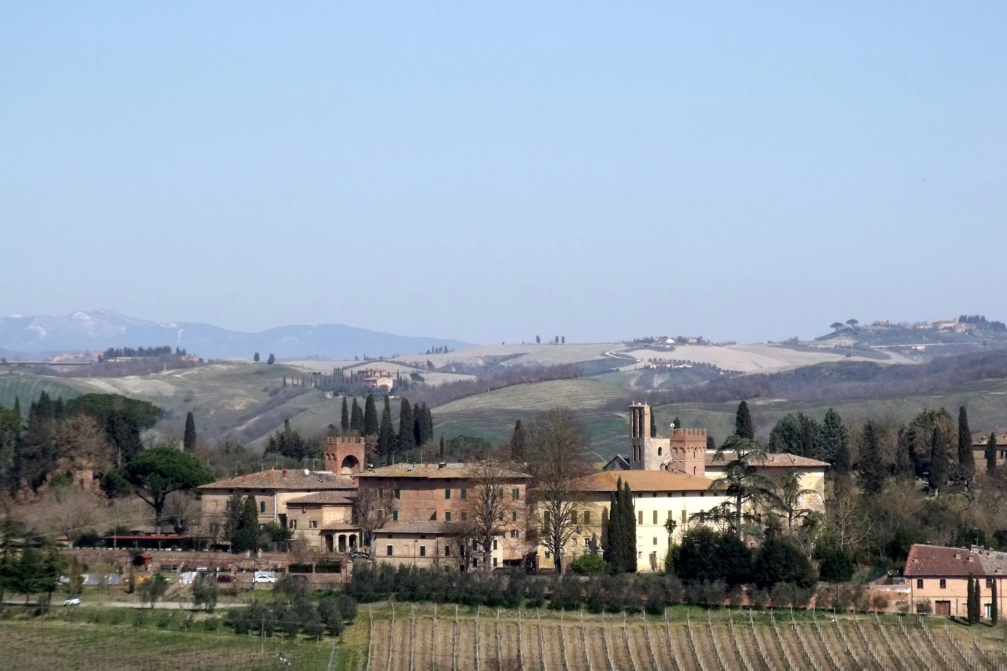 Photo showing: Panorama of Lucignano d’Arbia, hamlet of Monteroni d’Arbia, Val d’Arbia, Province of Siena, Tuscany, Italy