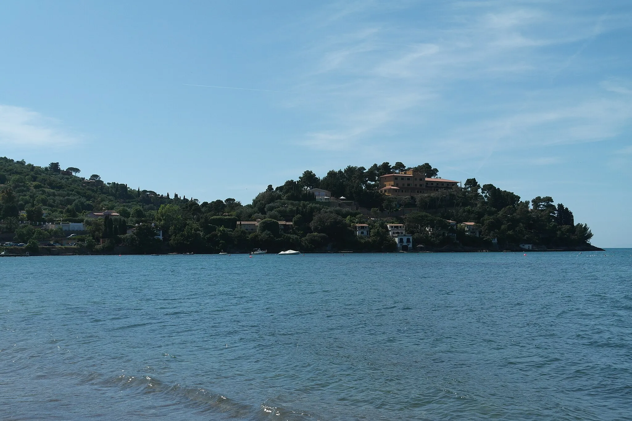 Photo showing: Punta a Cala del Pozzarello, Porto Santo Stefano, Grosseto, Italy