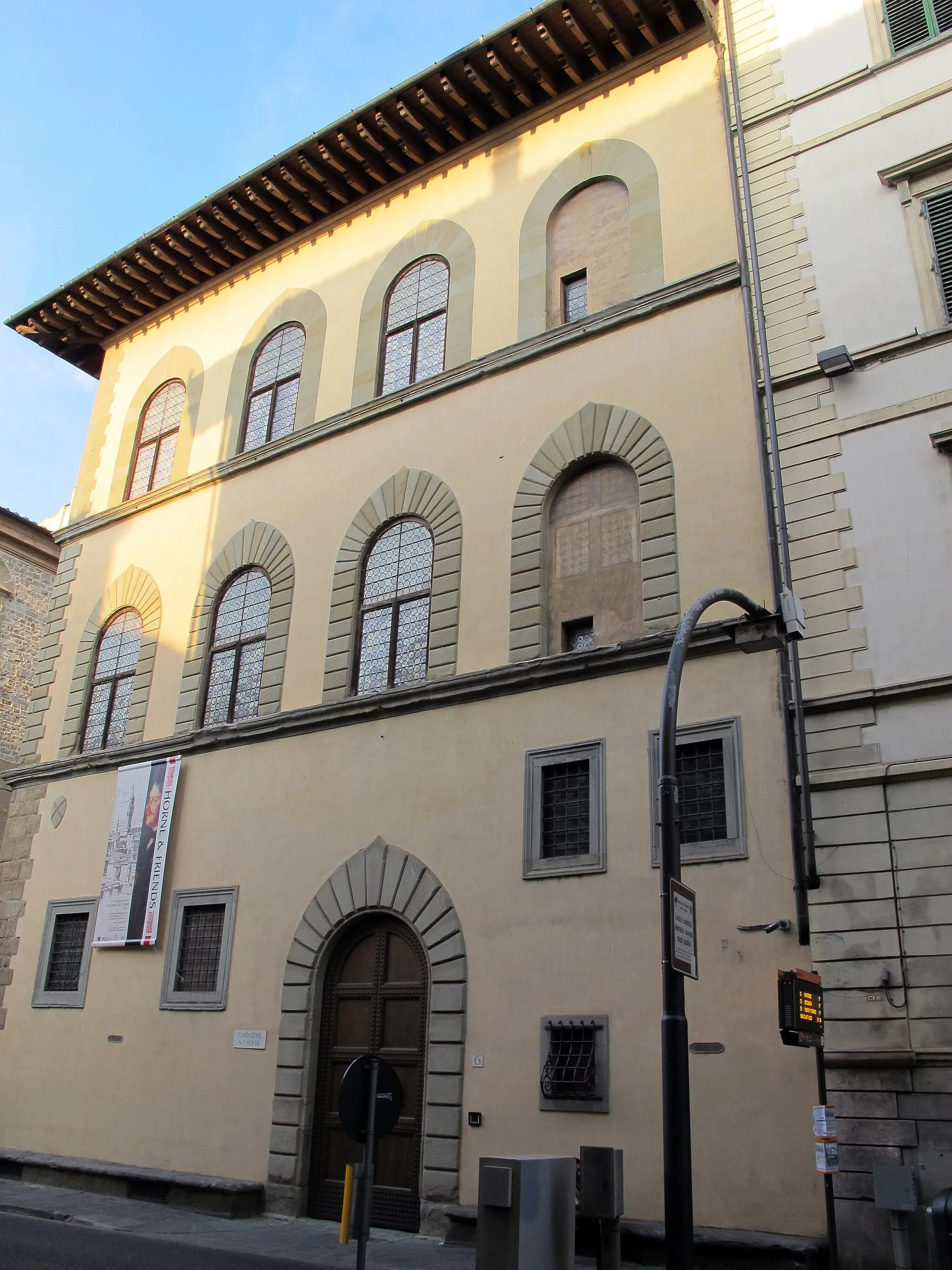 Photo showing: Palazzo corsi horne, ext.