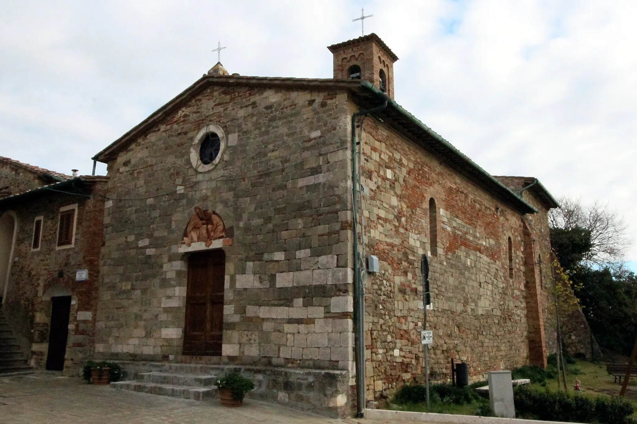 Photo showing: Church of San Magno in Montalcinello, hamlet of Chiusdino, Val di Merse, Province of Siena, Tuscany, Italy