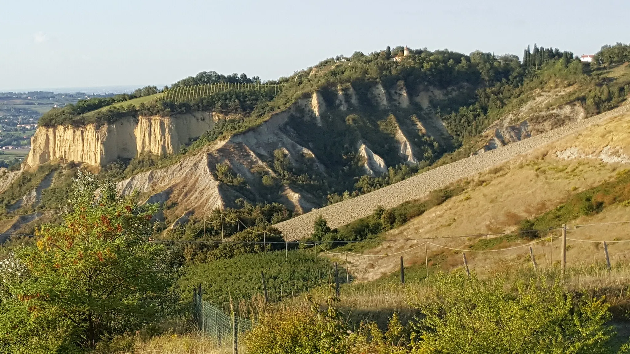 Photo showing: Costa Vecchia a Borgo Rivola