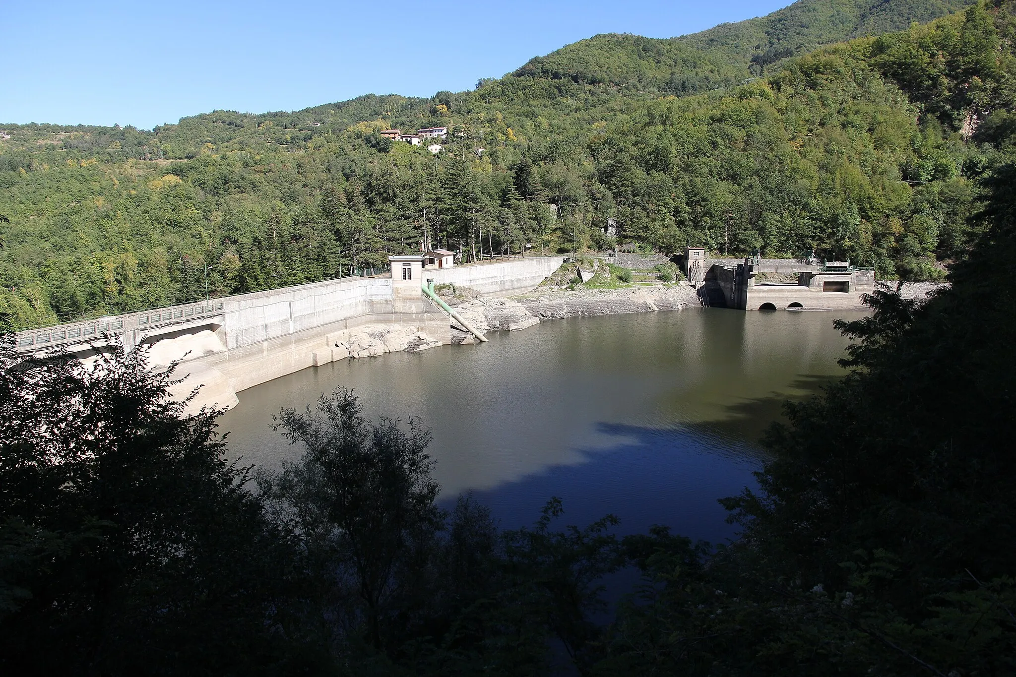 Photo showing: Sambuca Pistoiese, bacino e diga di Pavana