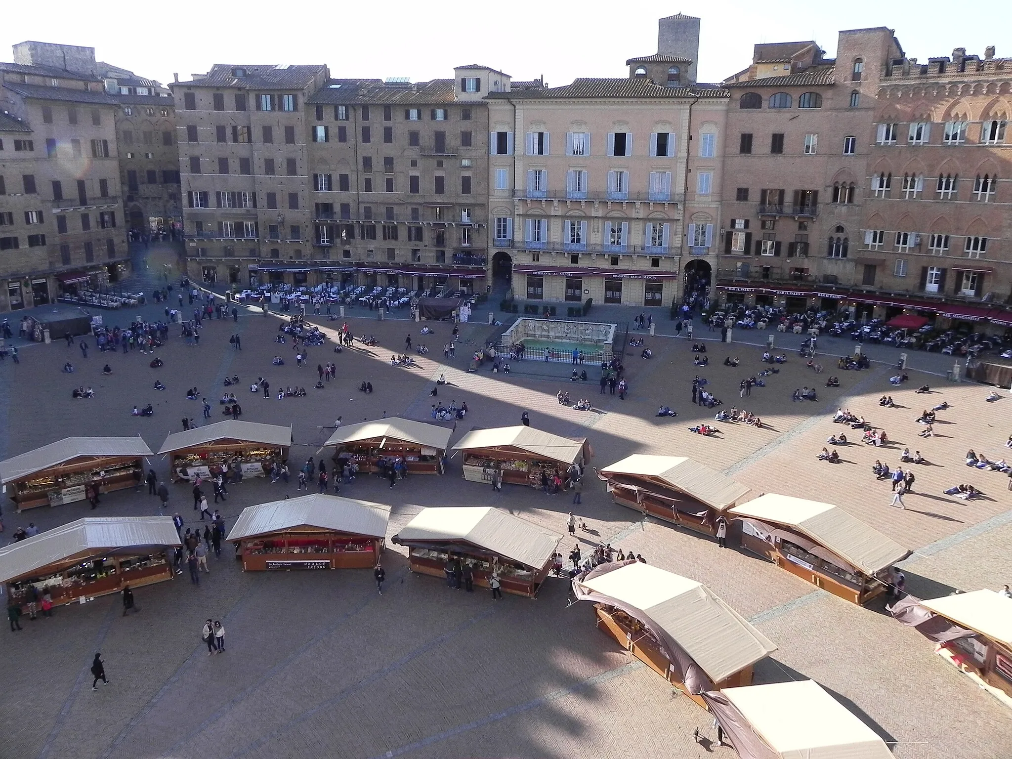 Photo showing: Piazza del Campo vista dal palazzo pubblico.