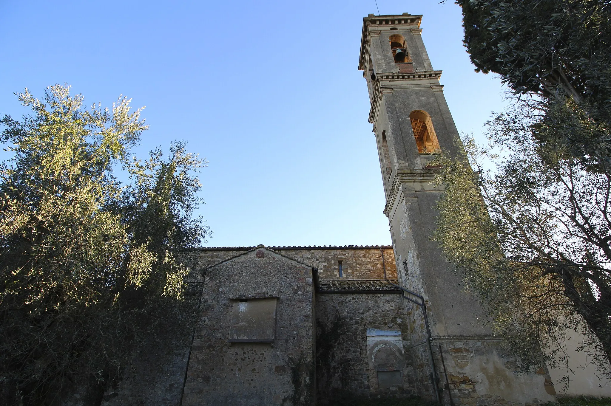 Photo showing: Church (Pieve) San Pietro in Bossolo, Tavarnelle Val di Pesa, Comune in the Metropolitan City of Florence, Tuscany, Italy