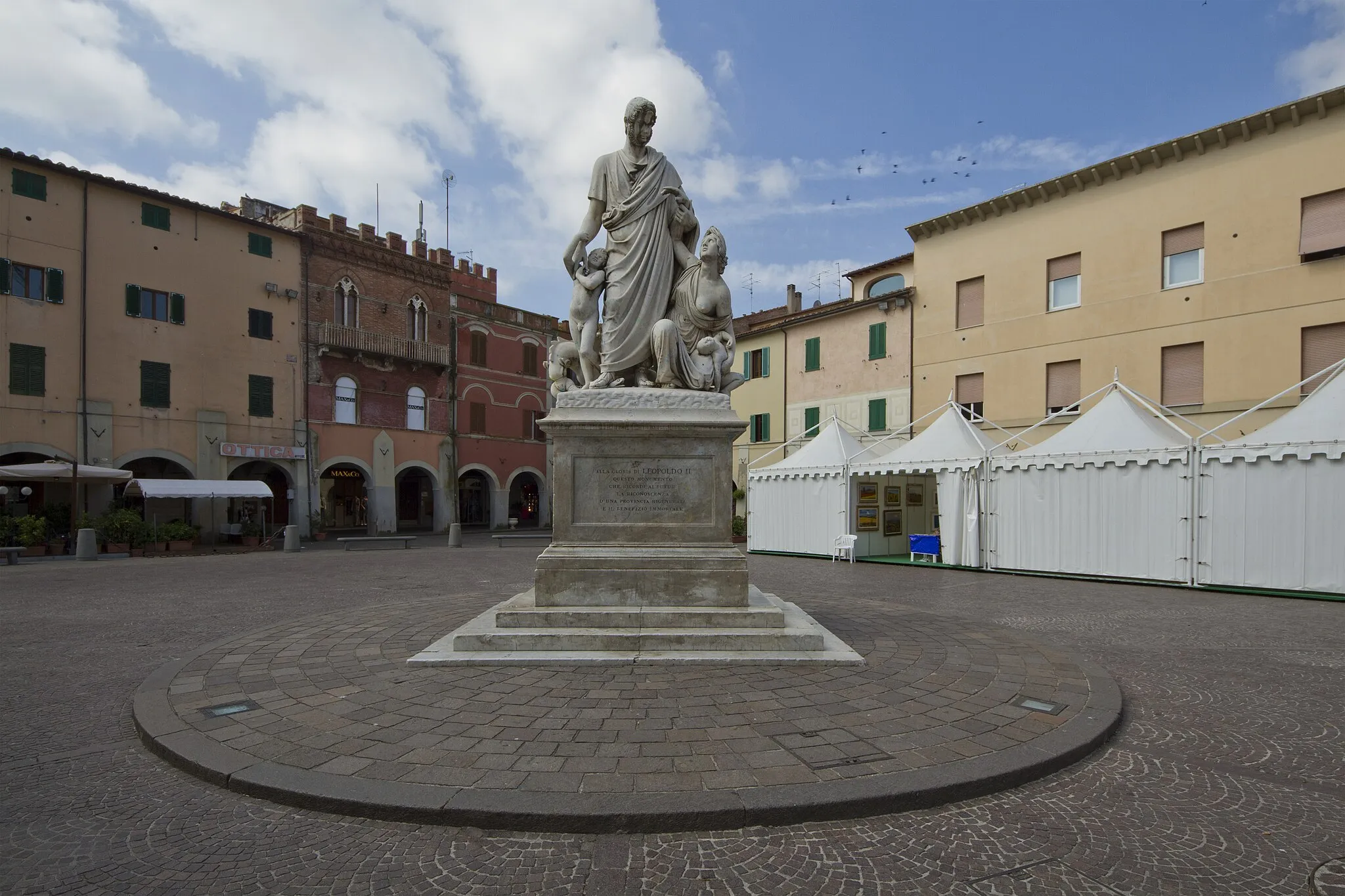 Photo showing: Moumento a Leopoldo II di Lorena,  Grosseto, Italy