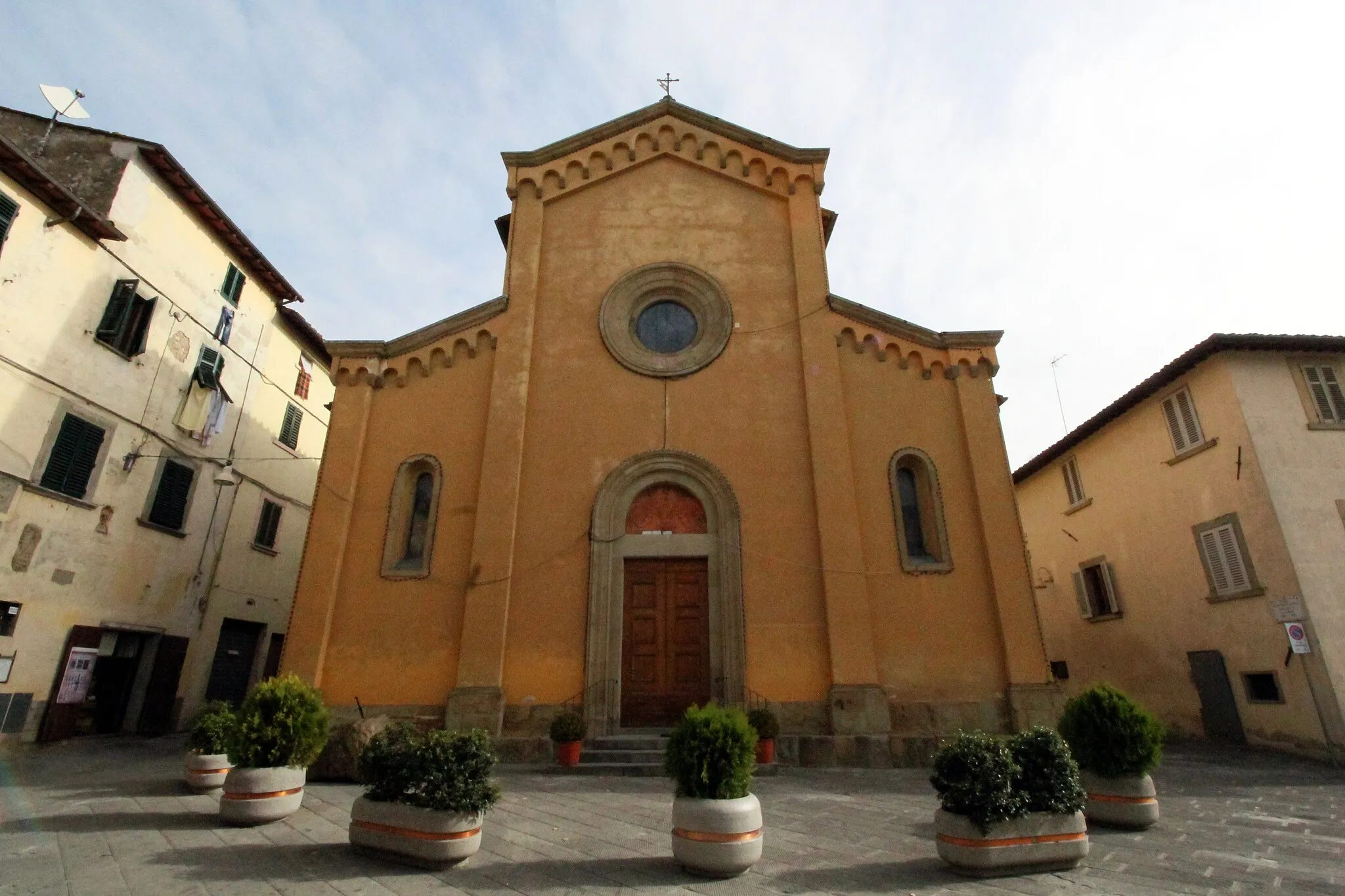 Photo showing: Church Santi Ippolito e Cassiano, city center of Laterina, Province of Arezzo, Tuscany, Italy