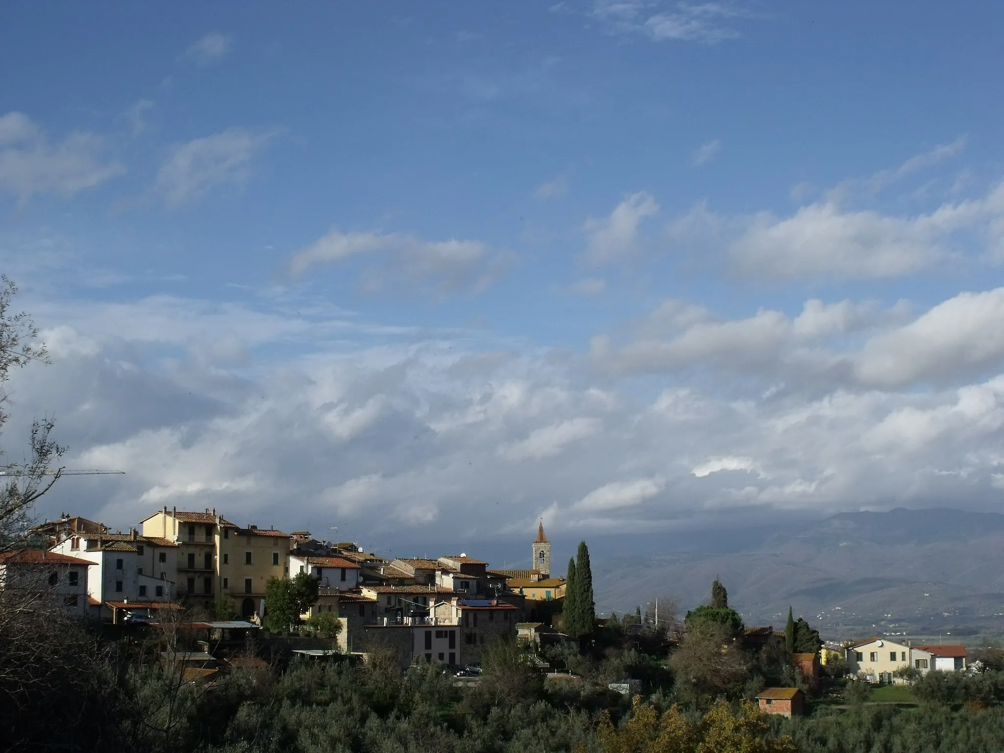 Photo showing: Panorama of Pergine Valdarno, Valdarno Area, Province of Arezzo, Tuscany, Italy