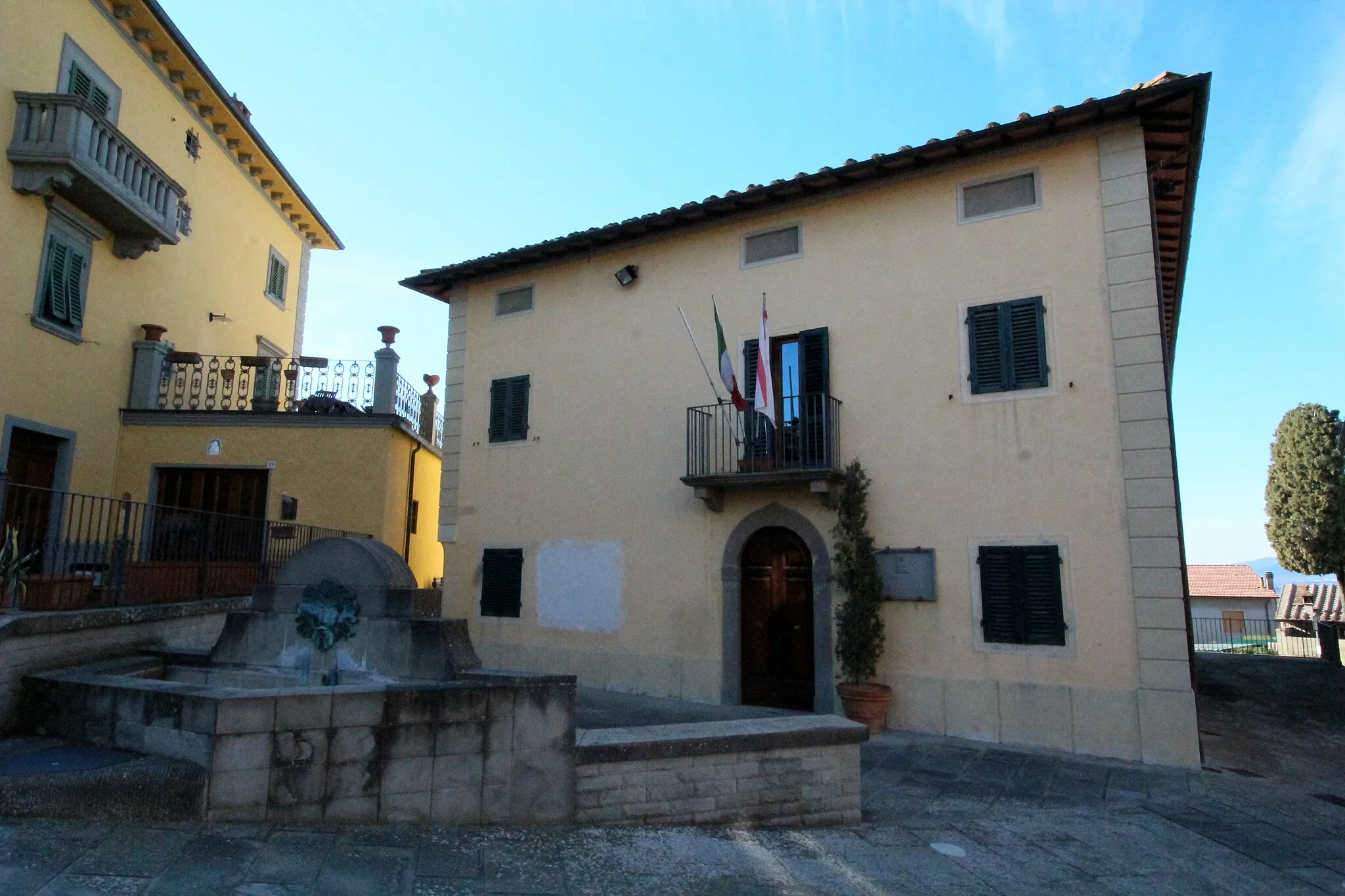 Photo showing: Town Hall Palazzo Comunale, Pergine Valdarno, Province of Arezzo, Tuscany, Italy