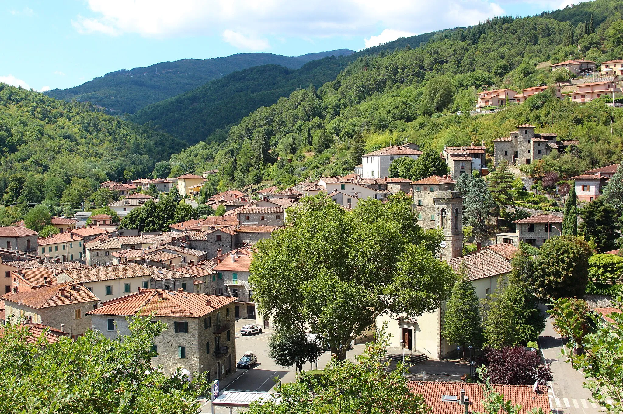 Photo showing: Panorama of Talla, Casentino, Province of Arezzo, Tuscany, Italy