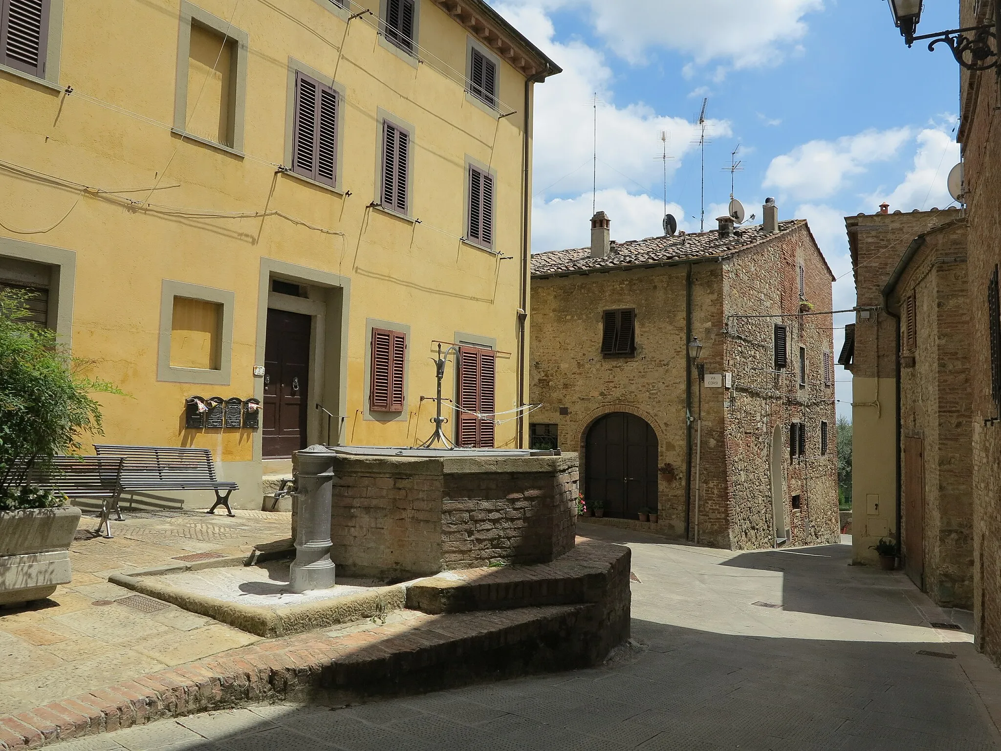 Photo showing: Centro storico di Gambassi Terme (1)