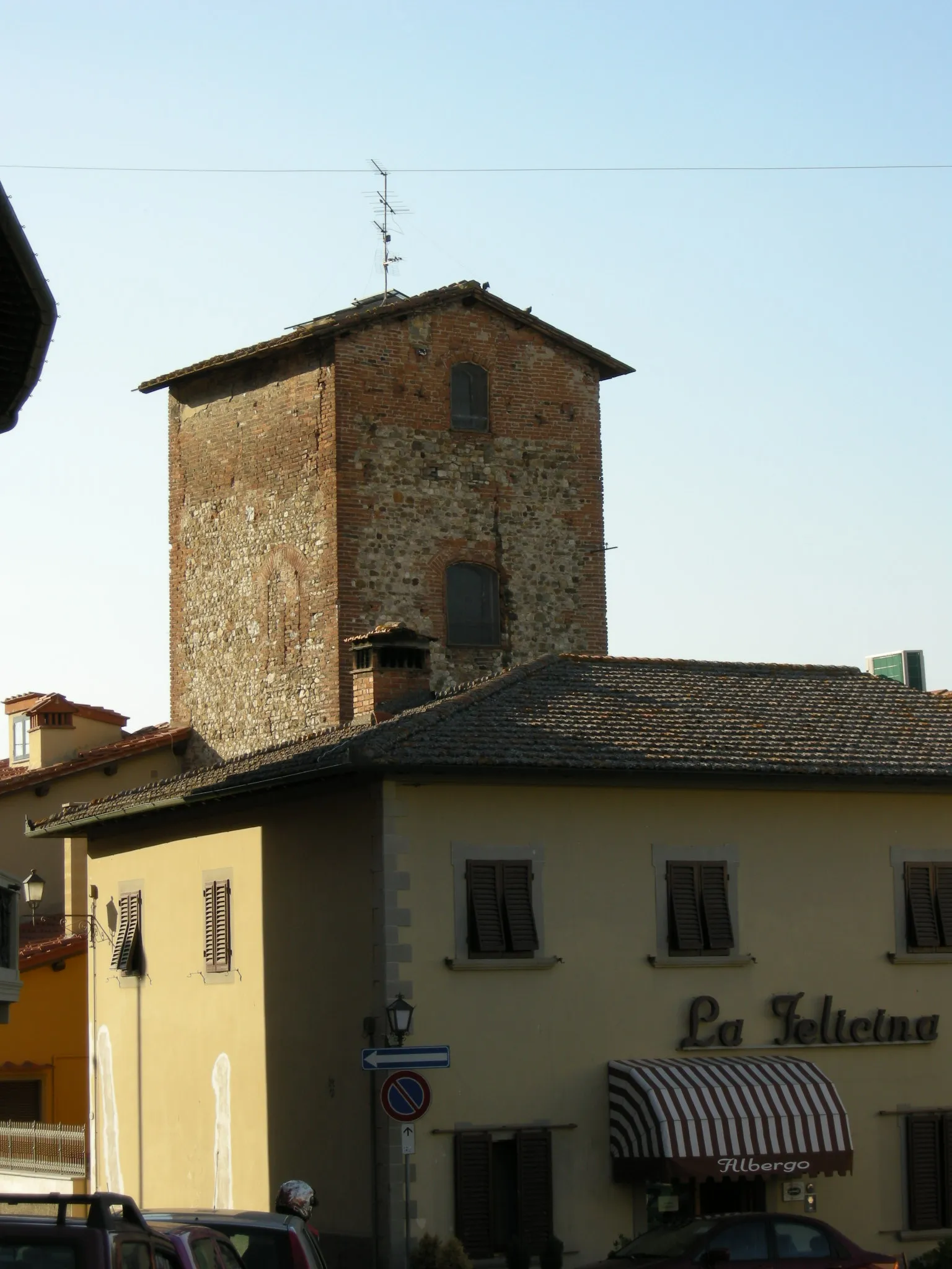 Photo showing: San piero a sieve, torre