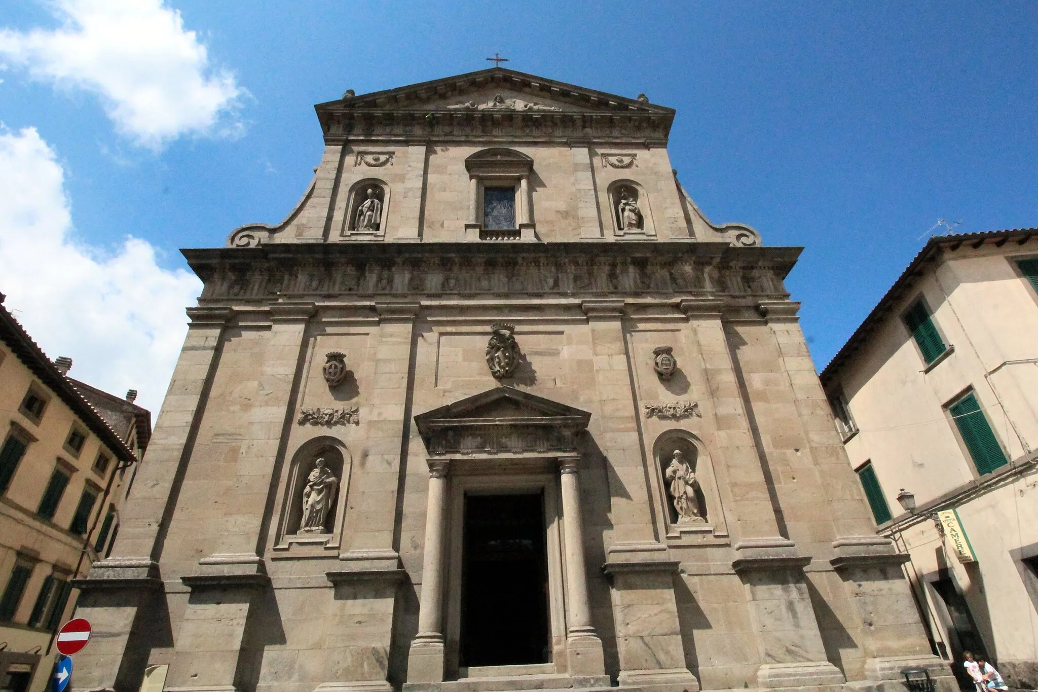 Photo showing: Facade of the Church Chiesa della Natività di Maria, also called Chiesa della Propositura, Castel del Piano, Province of Grosseto, Tuscany, Italy