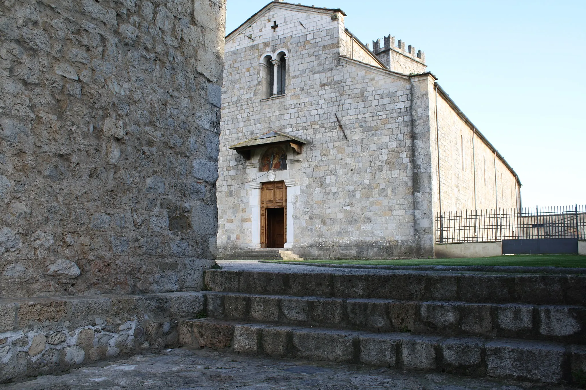 Photo showing: Chiesa Badia, Italy. Camaiore.