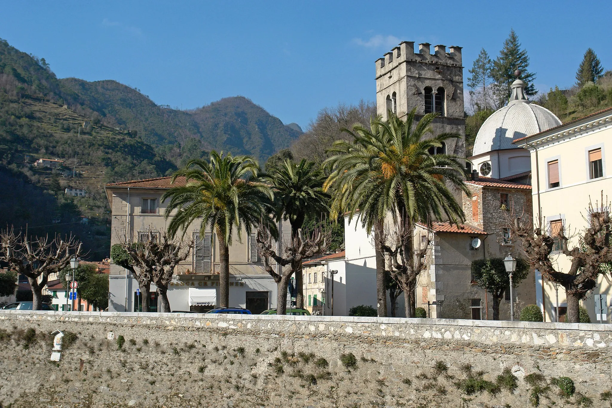 Photo showing: Seravezza, Kirche