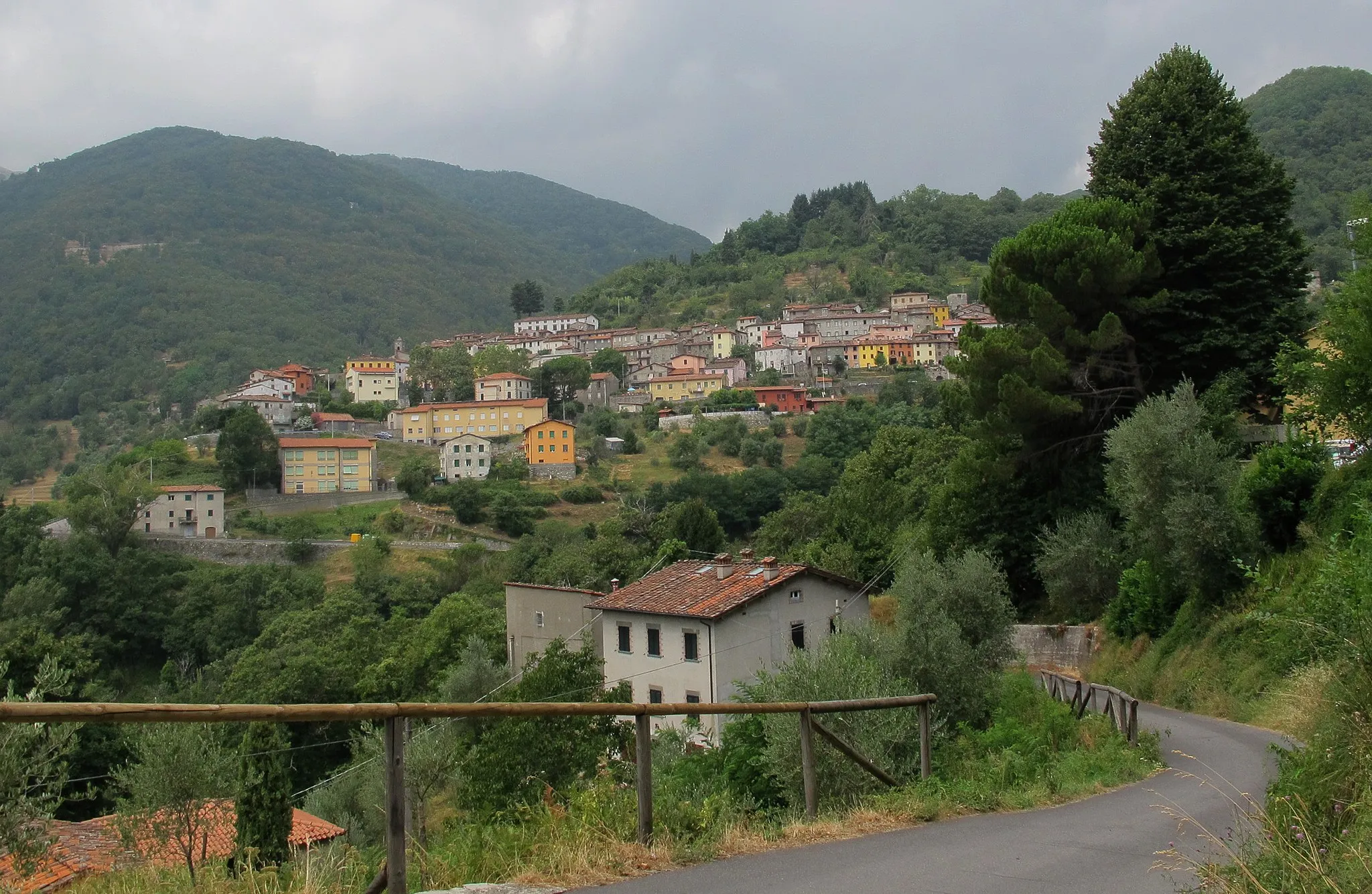 Photo showing: Pescaglia (il poggio) veduta