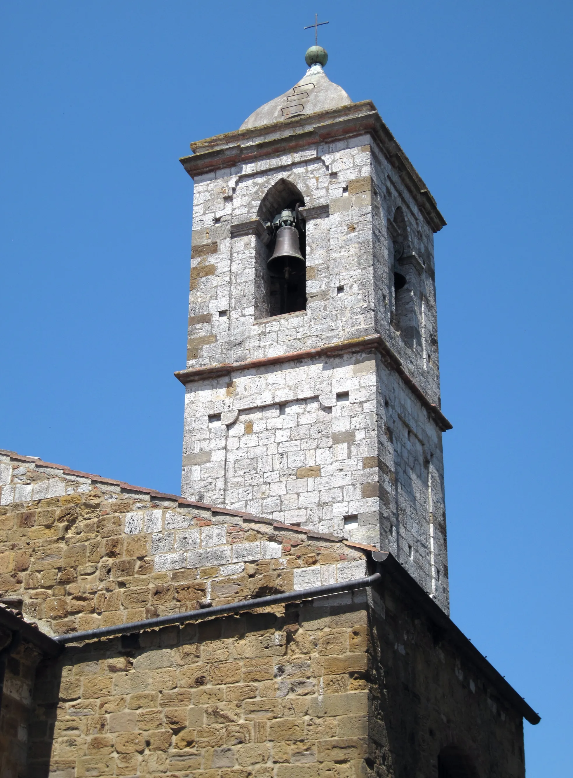 Photo showing: Church Tower and Bell in Trequanda