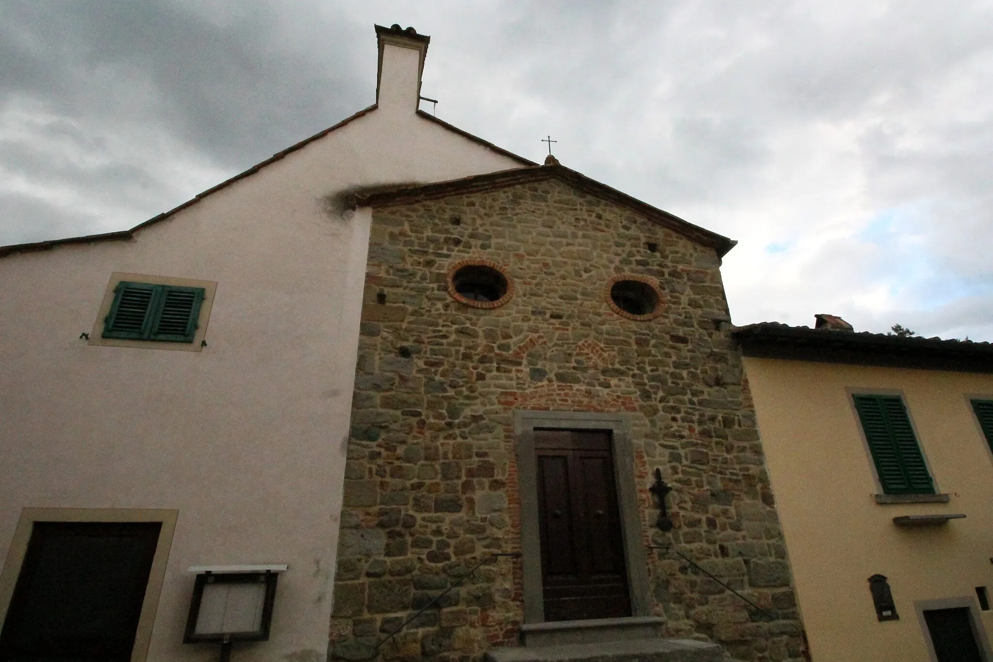 Photo showing: Church Santo Stefano, Castiglione Ubertini, hamlet of Terranuova Bracciolini, Province of Arezzo, Tuscany, Italy